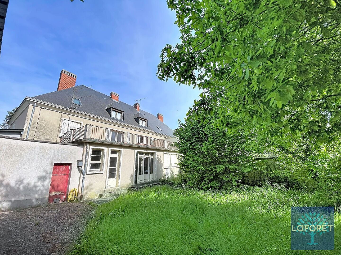 Maison à vendre - 9 pièces - 242m2 - Bernay (27300)