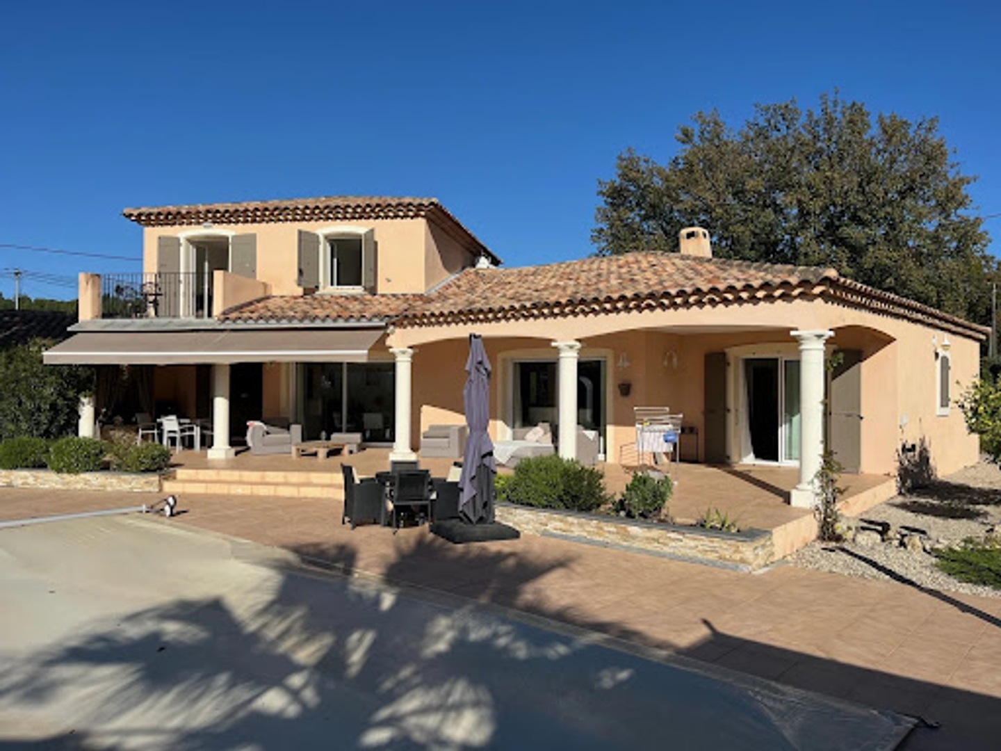 Maison à vendre - 6 pièces - 185m2 - Bagnols-En-Forêt (83600)