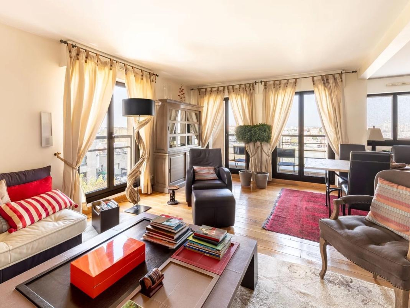 Vends duplex/triplex - 111.48 m² - 5 pièces, 3 chambres - Levallois-Perret 92300