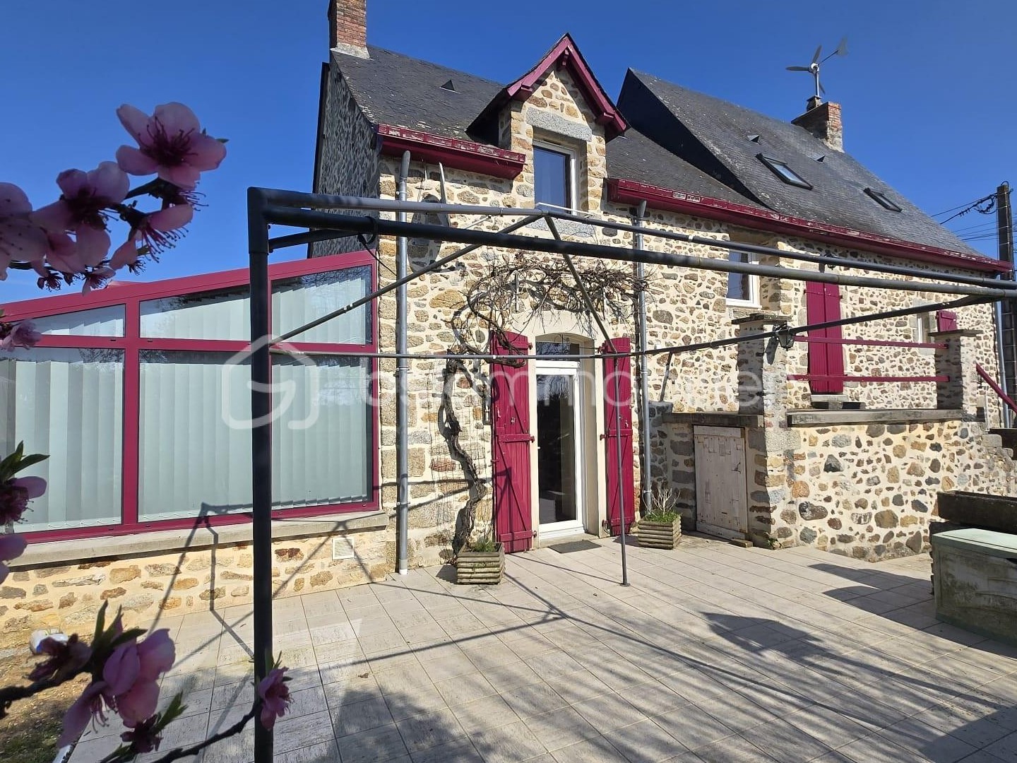Maison à vendre - 6 pièces - 107m2 - Sacé (53470)