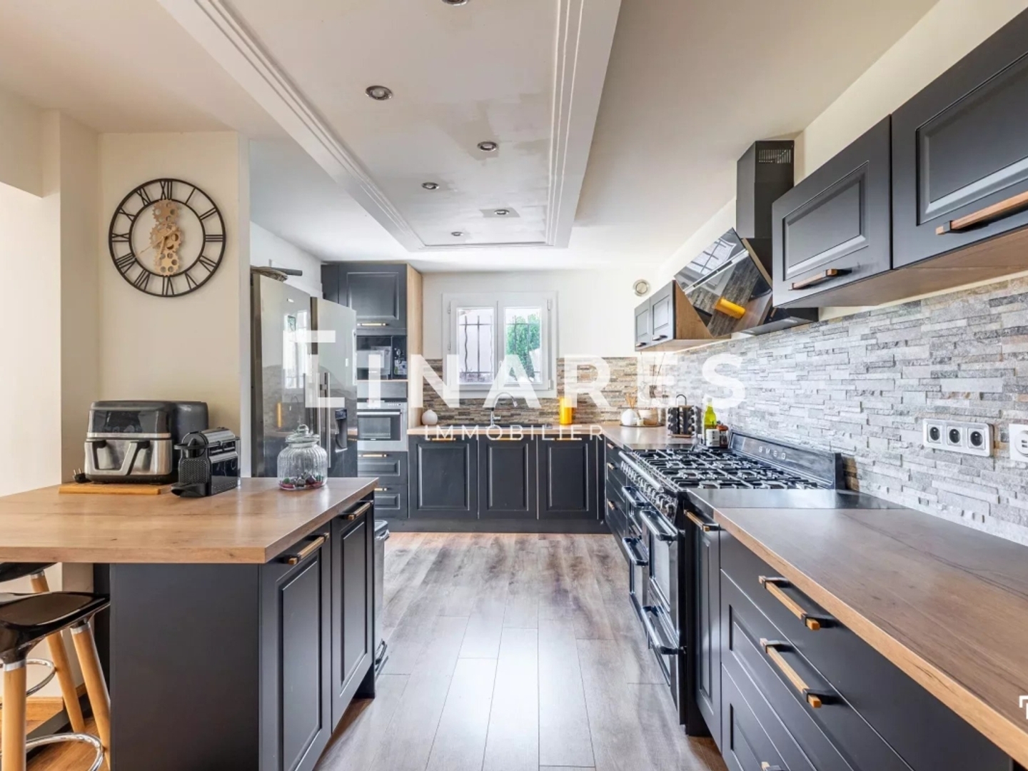 Maison à vendre - 8 pièces - 287m2 - Carnoux-En-Provence (13470)