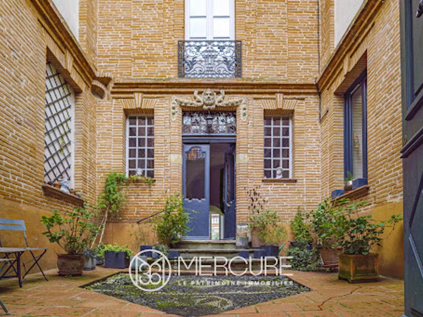Hôtel particulier 15 pièces 733 m²