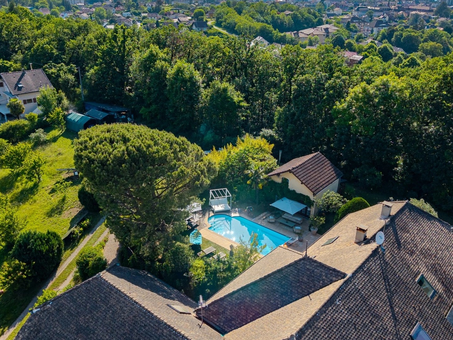 Maison à vendre - 4 pièces - 211m2 - Thonon-Les-Bains (74200)