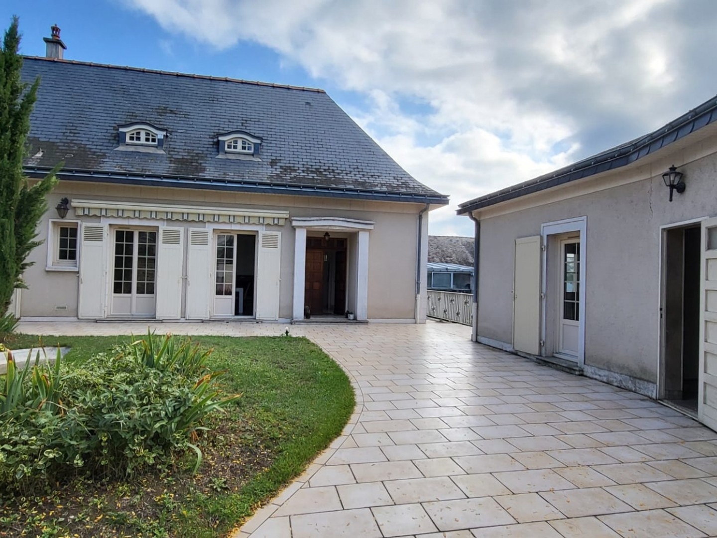 Maison à vendre - 12 pièces - 408m2 - Chalonnes-Sur-Loire (49290)
