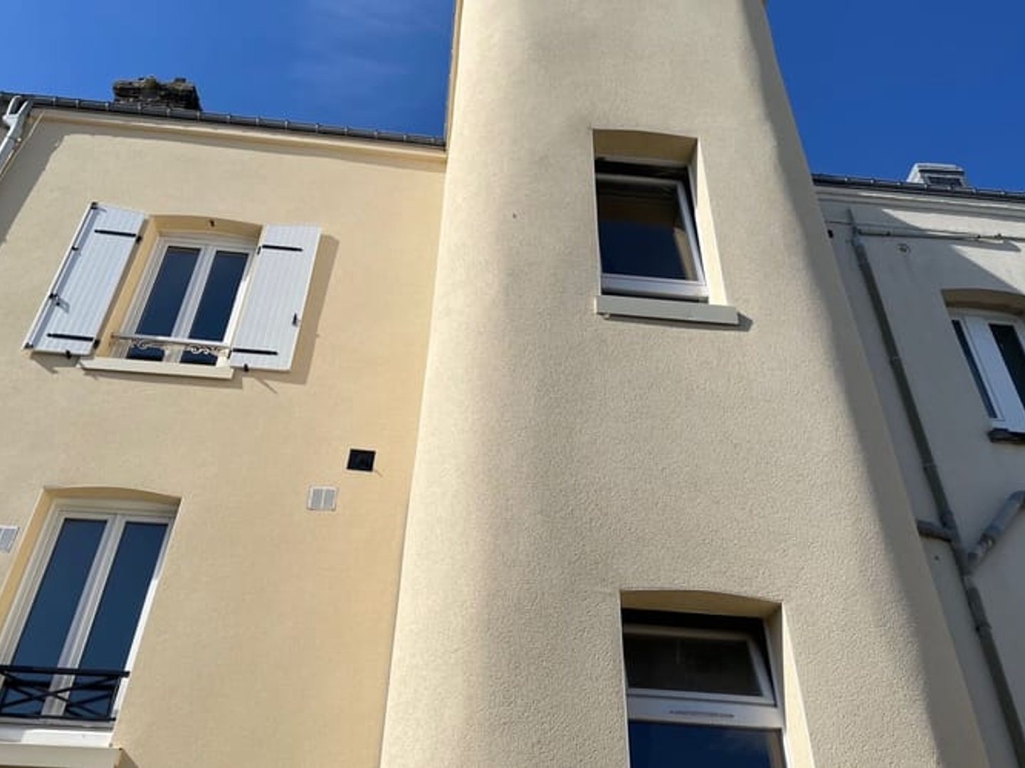 Immeuble de rapport 2 pièces