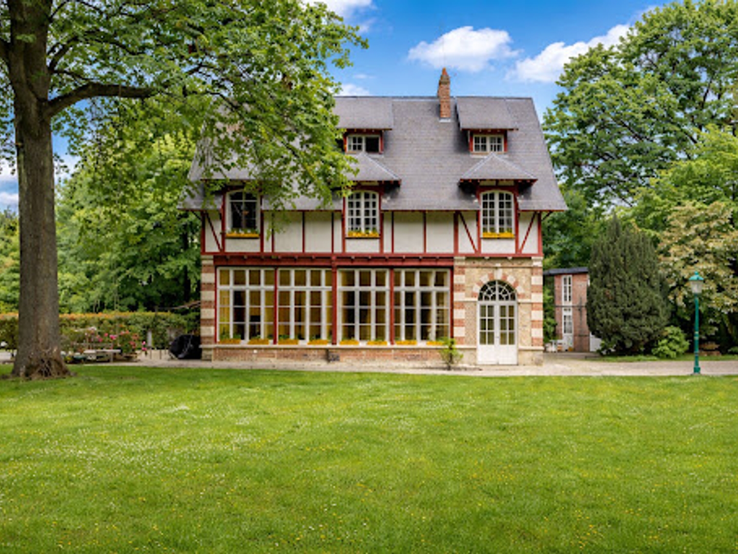 Propriété 11 pièces 412 m²