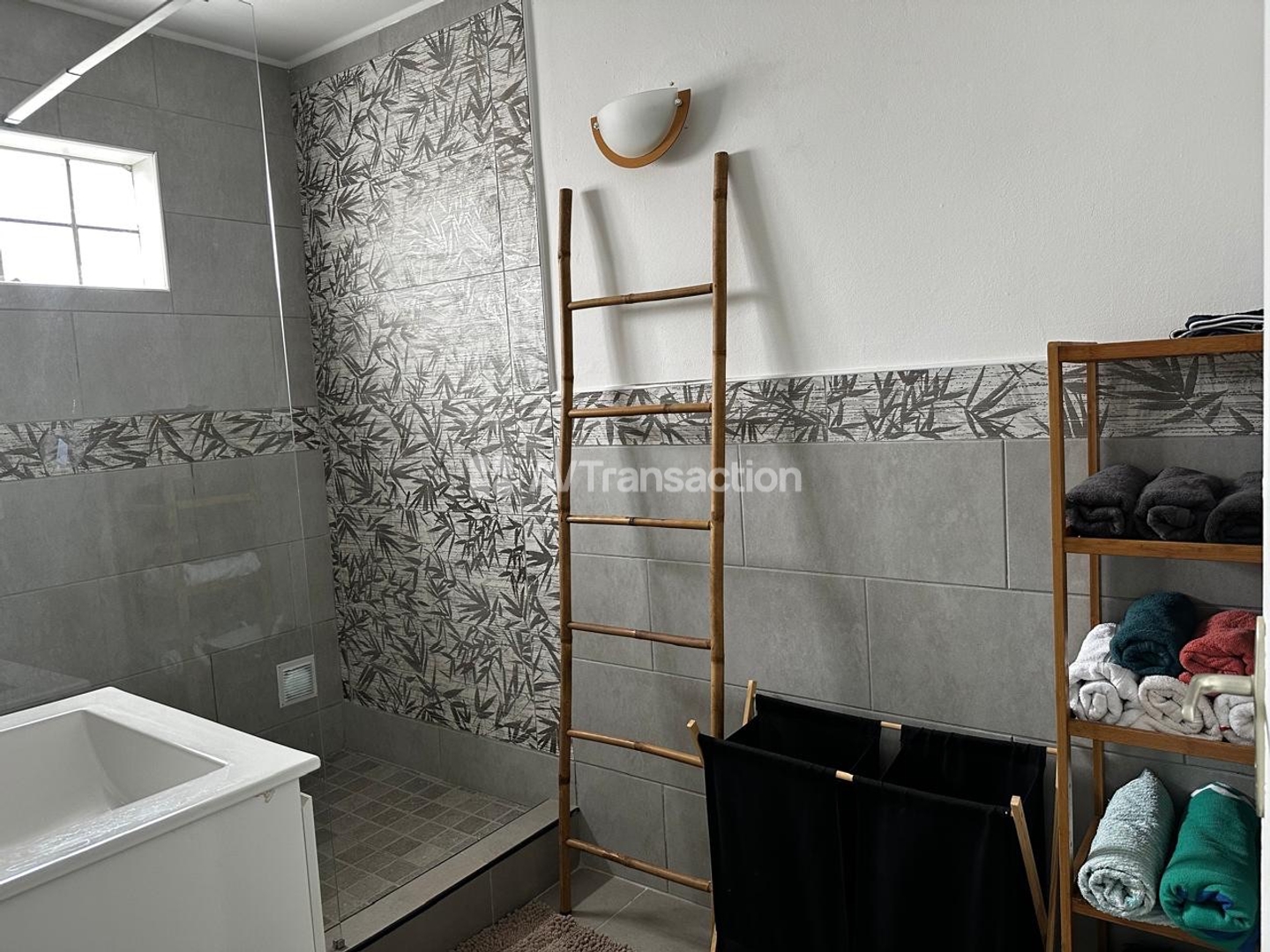 Appartement à vendre - 1 pièce - 75m2 - Saint Paul (97460)