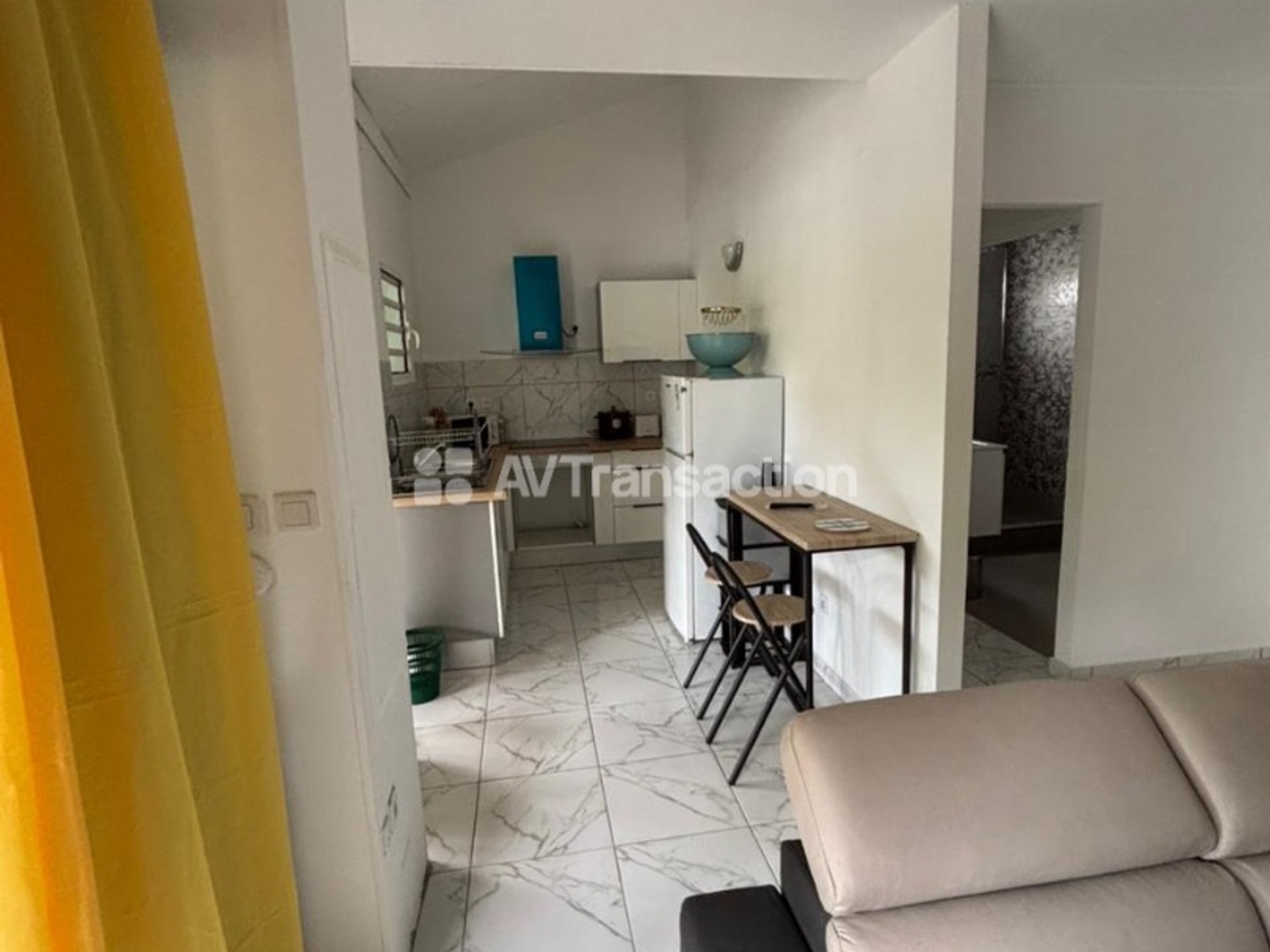 Appartement à vendre - 1 pièce - 75m2 - Saint Paul (97460)