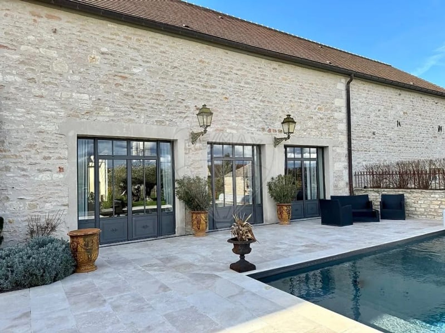 Maison à vendre - 10 pièces - 503m2 - Fontaines (71150)