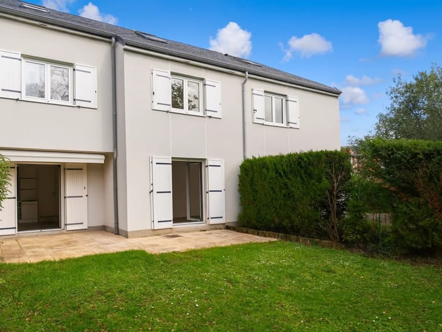 Maison située à Chatou 132 m2 au sol et 94 M² Carrez - Jardin de