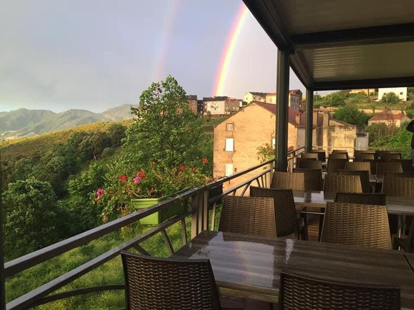 Locaux à vendre - 173m2 - Rapale (20246)