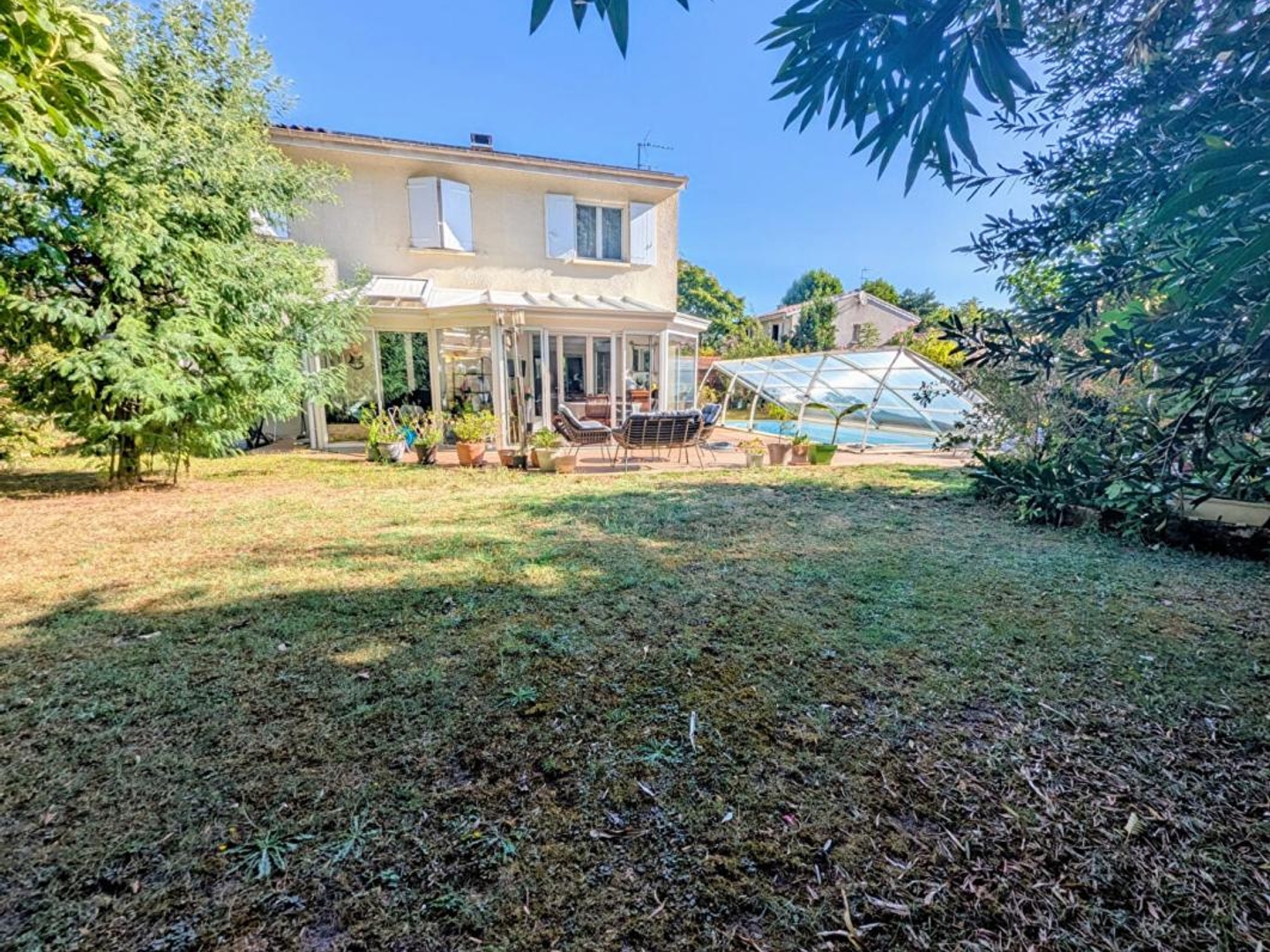 Maison à vendre - 7 pièces - 157m2 - Mérignac (33700)