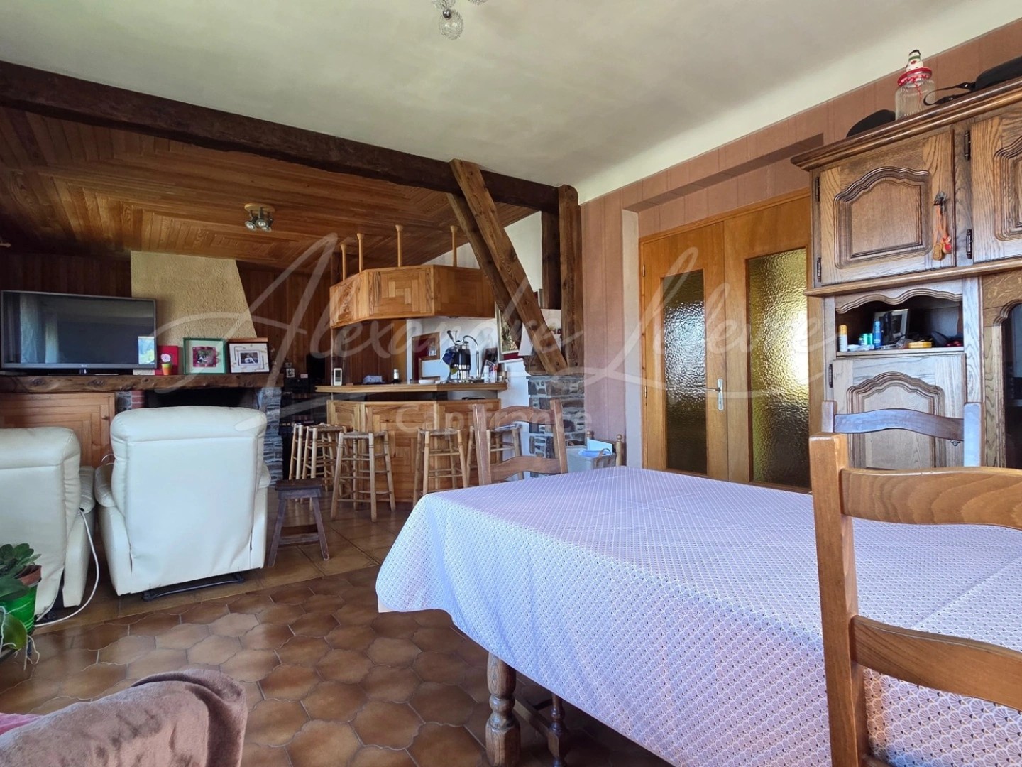 Maison à vendre - 6 pièces - 250m2 - Osséja (66340)