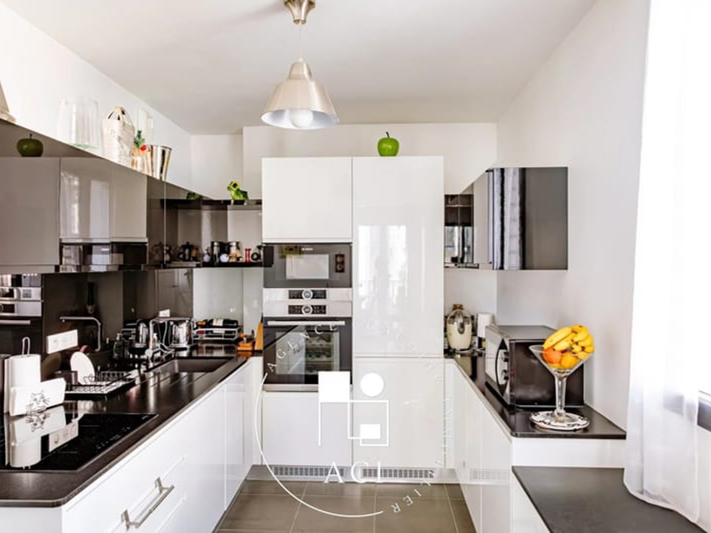 Appartement à vendre - 4 pièces - 132m2 - Arcachon (33120)