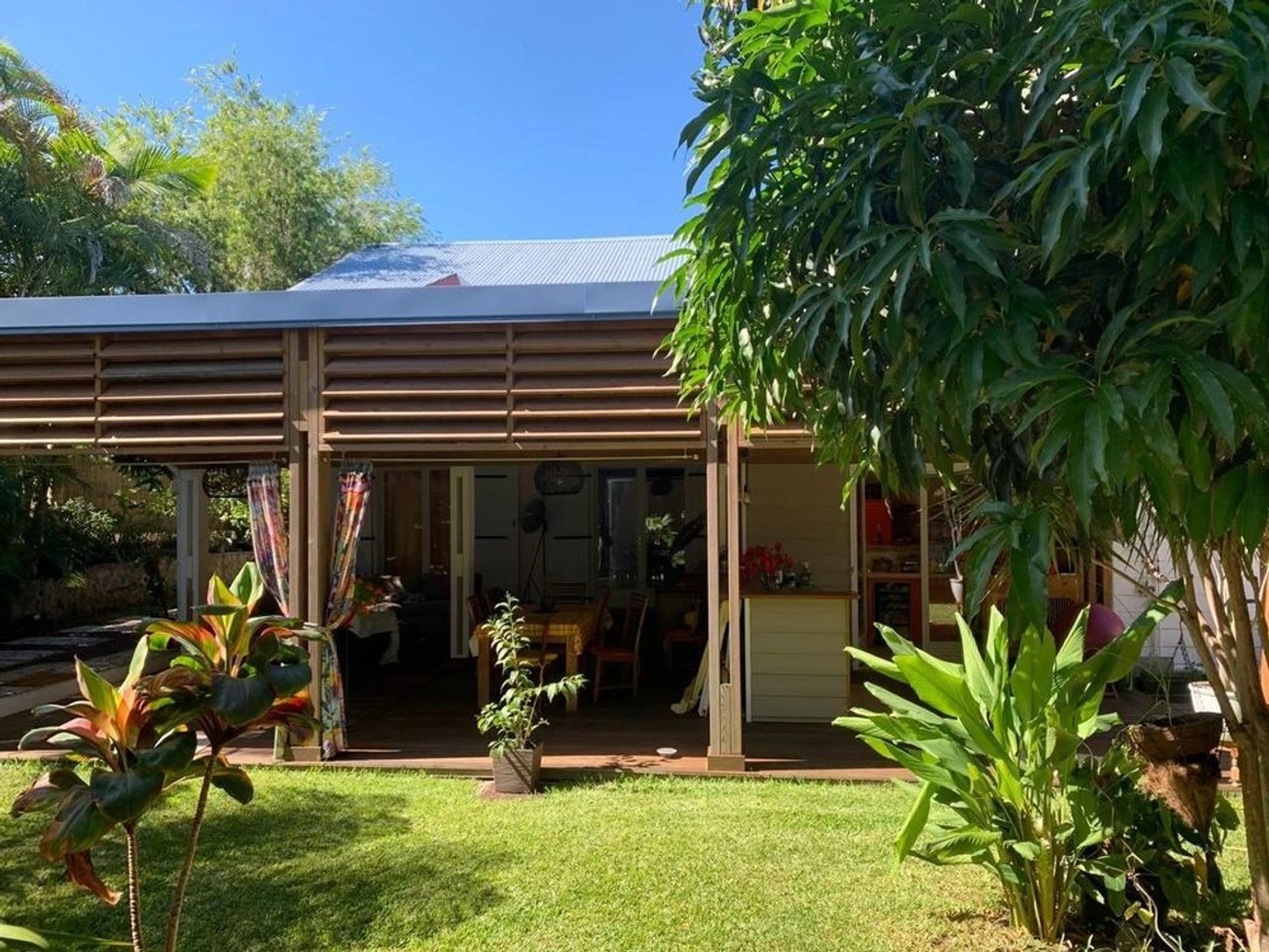 Immeuble à vendre - 10 pièces - 412m2 - Le Tampon (97430)