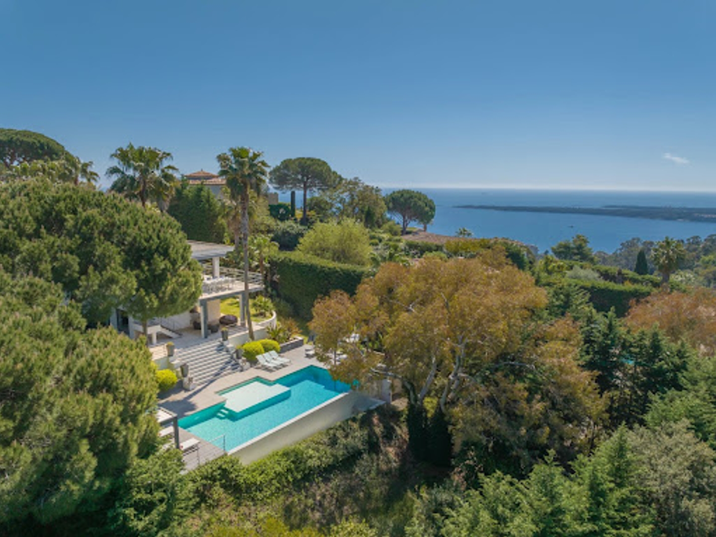 Villa 5 pièces 265 m²
