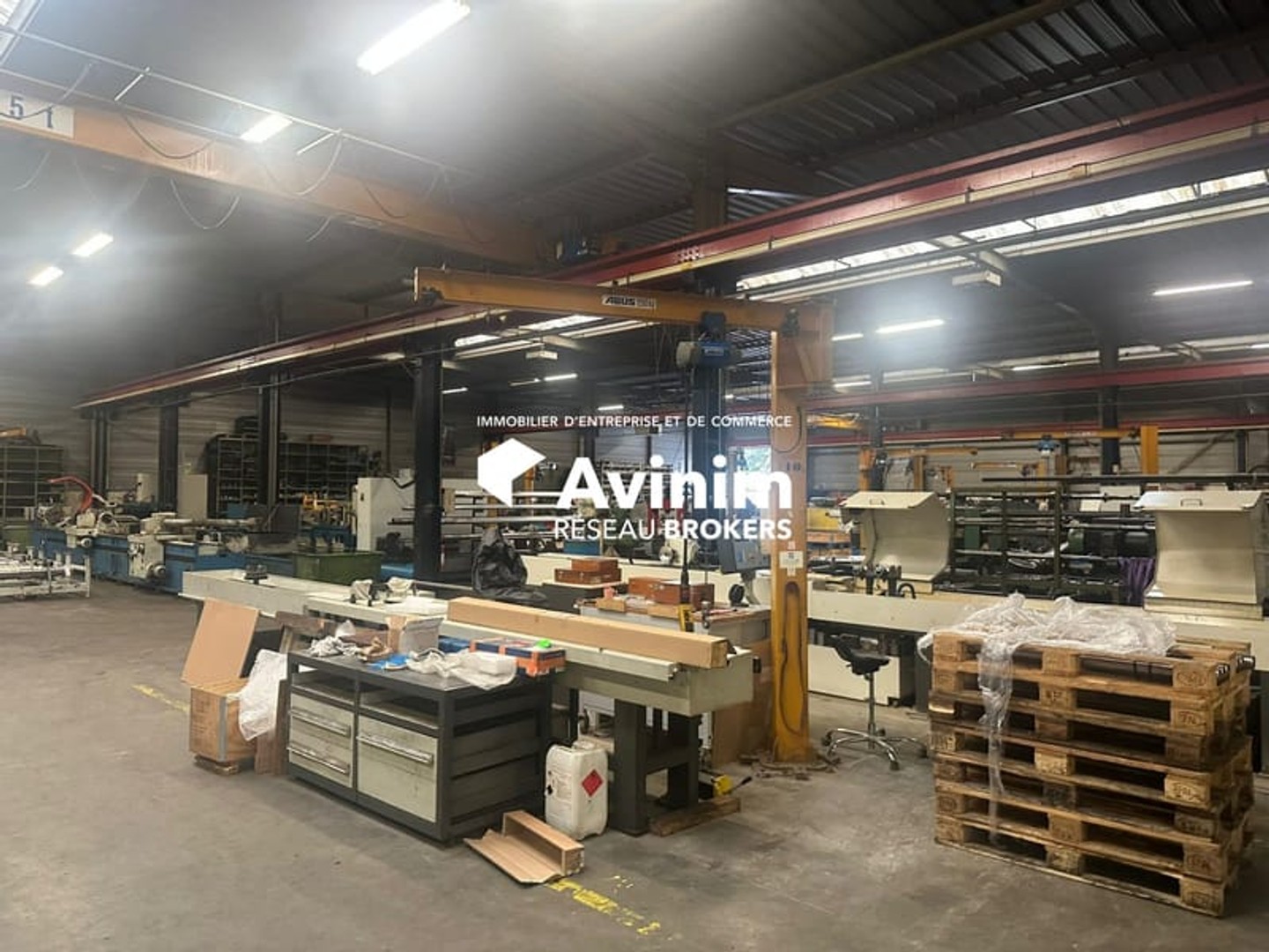 Immeuble à vendre - 2280m2 - Saint-Ouen-L'aumône (95310)