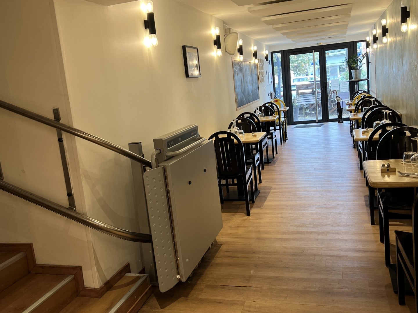 Immeuble à vendre - 1300m2 - Montech (82700)