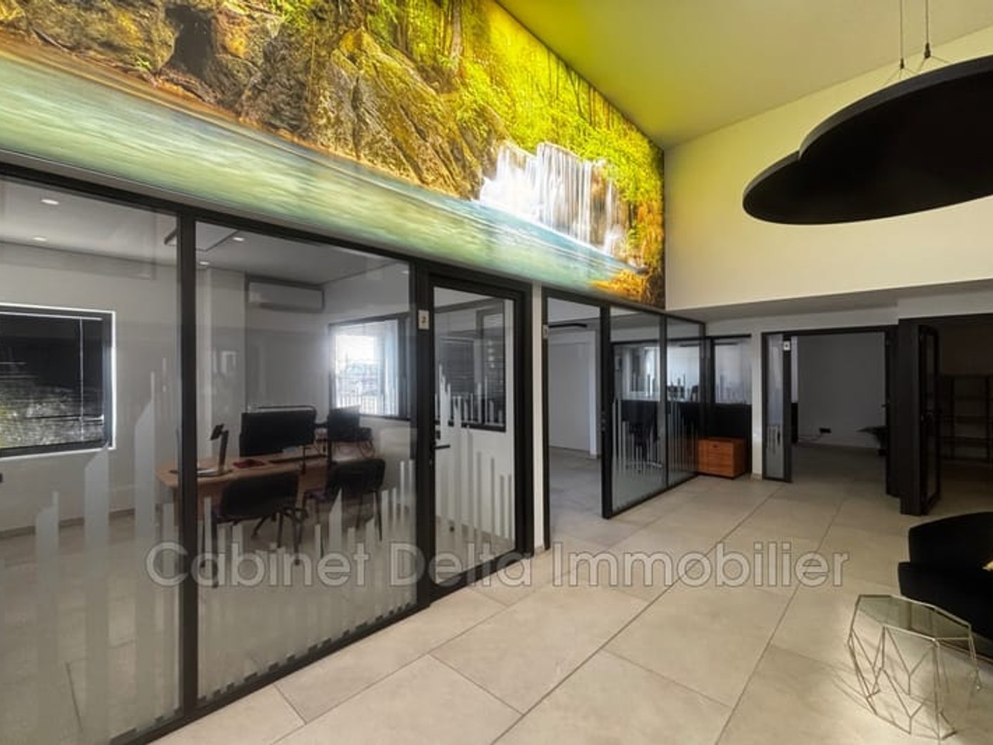 Immeuble à vendre - 530m2 - Cuers (83390)