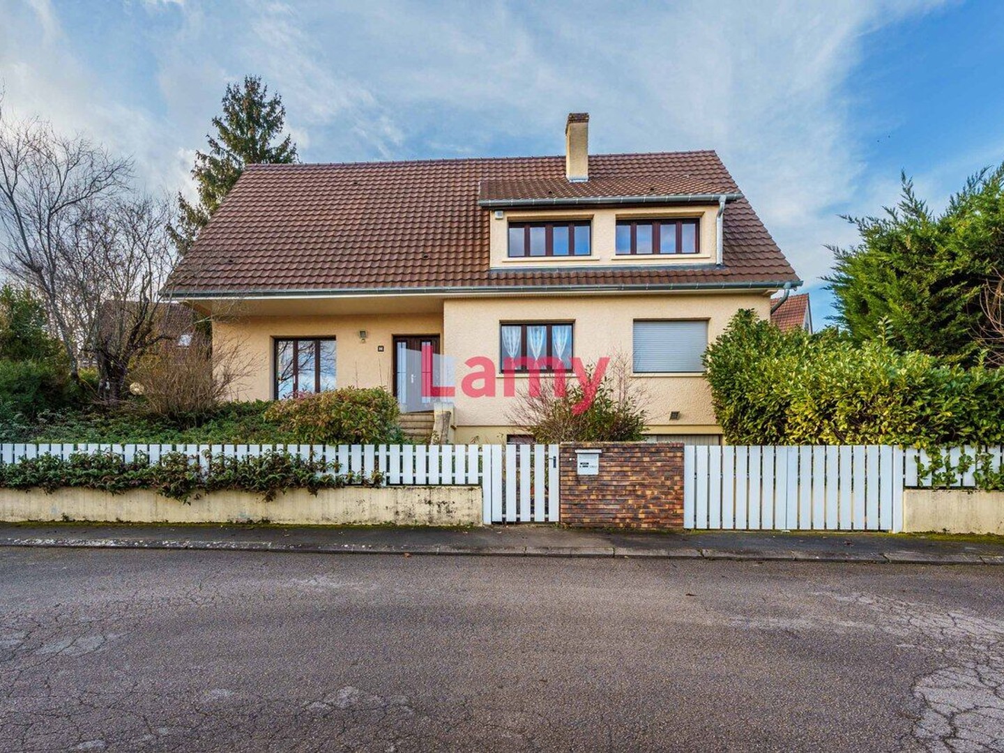 Maison à vendre - 8 pièces - 185m2 - Talant (21240)