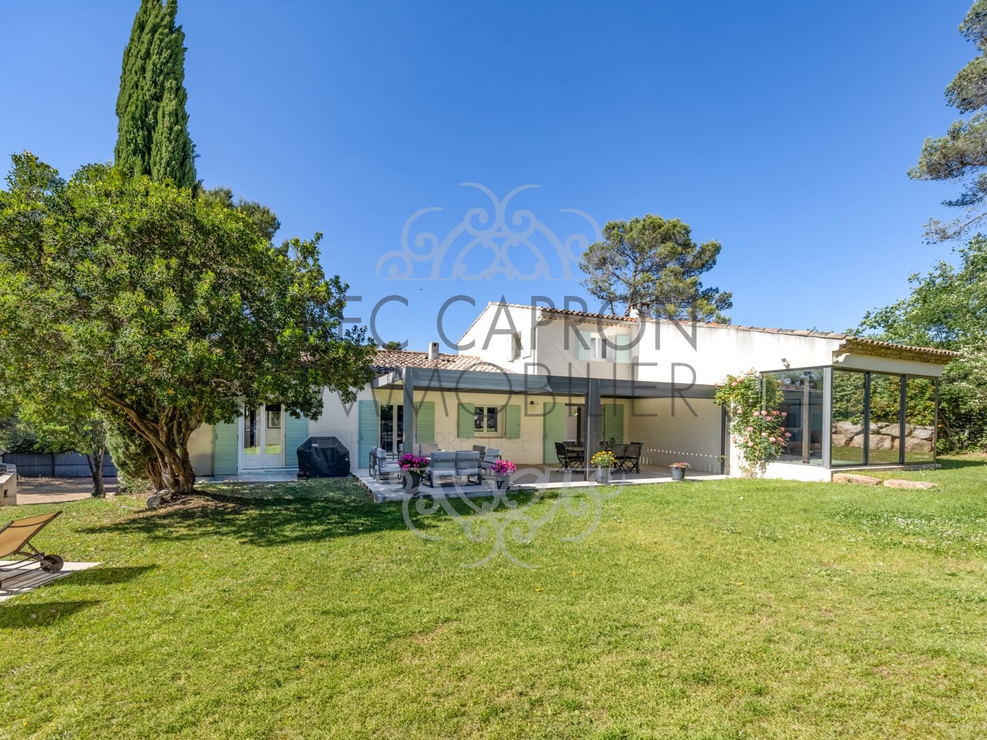 Maison à vendre - 8 pièces - 185m2 - Le Tholonet (13100)