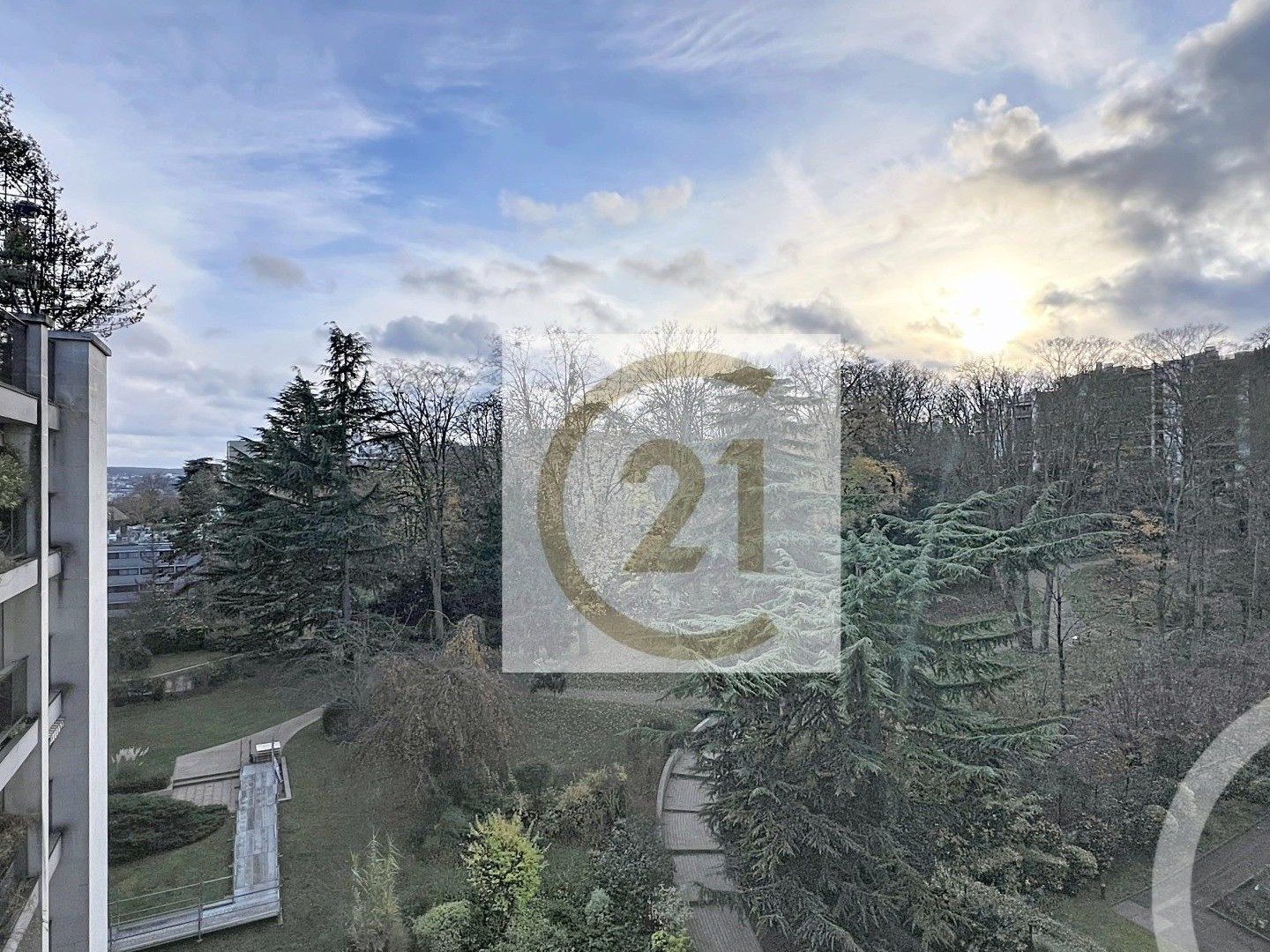Appartement à vendre - 5 pièces - 143m2 - Saint-Cloud (92210)
