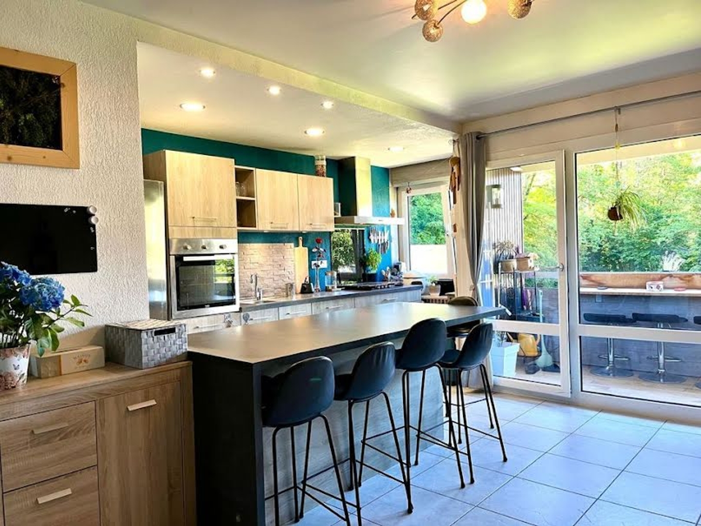 Appartement à vendre - 3 pièces - 71m2 - La Roche-Sur-Foron (74800)