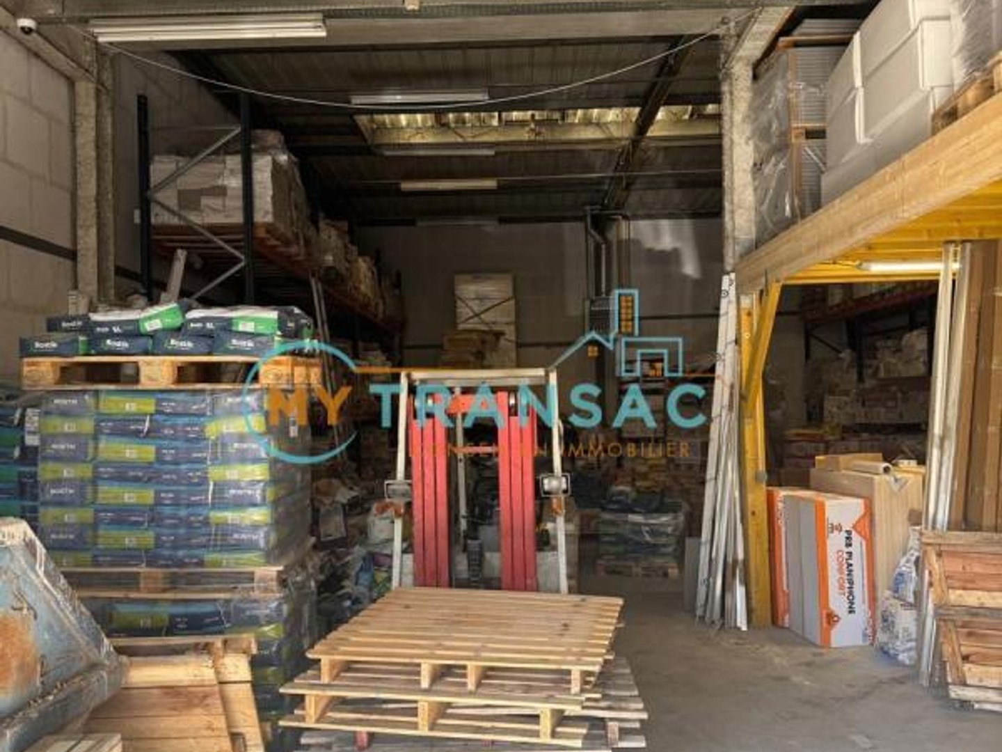 Locaux à vendre - 412m2 - Sevran (93270)