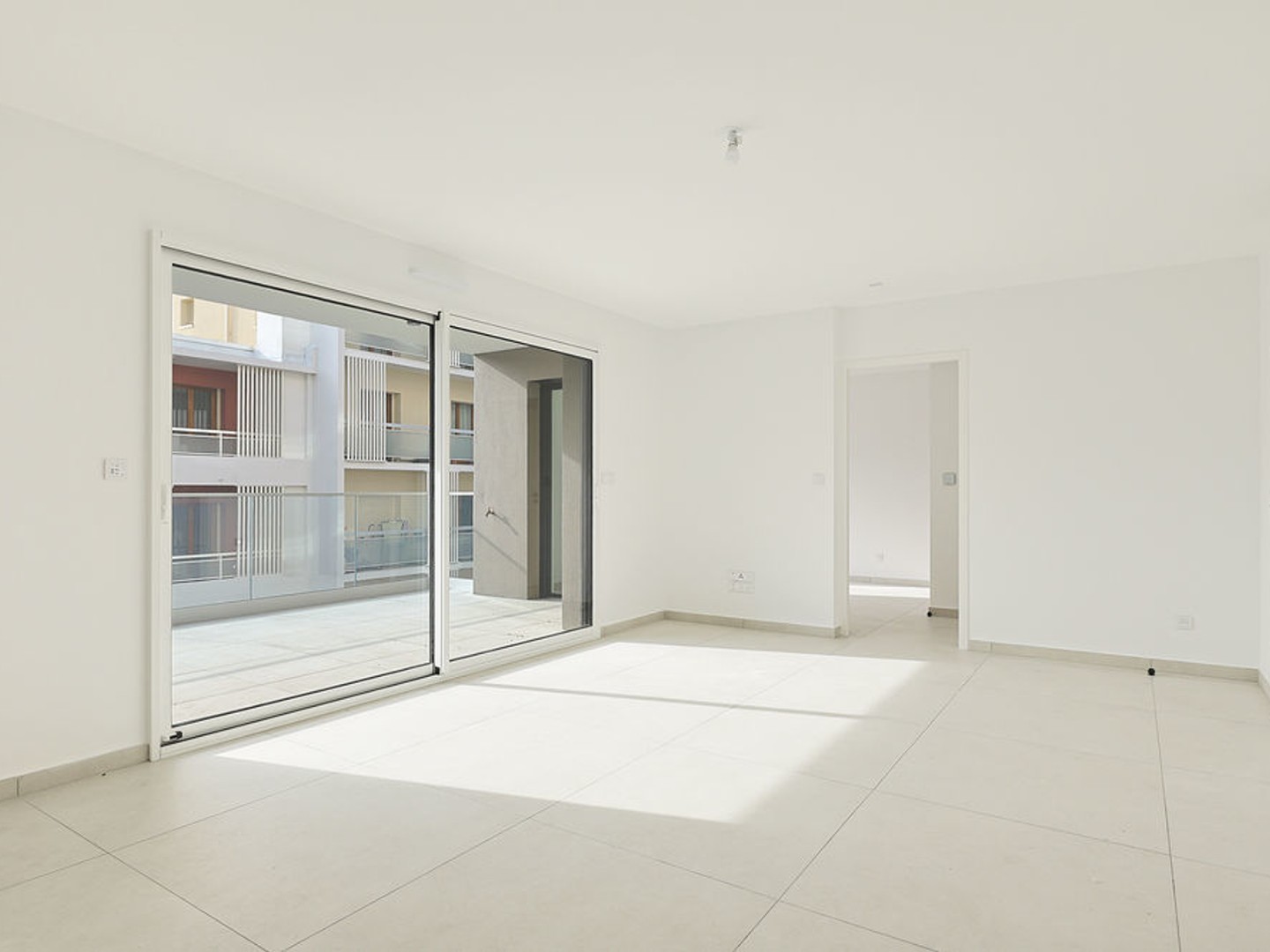 Appartement à vendre - 4 pièces - 80m2 - Hyères (83400)