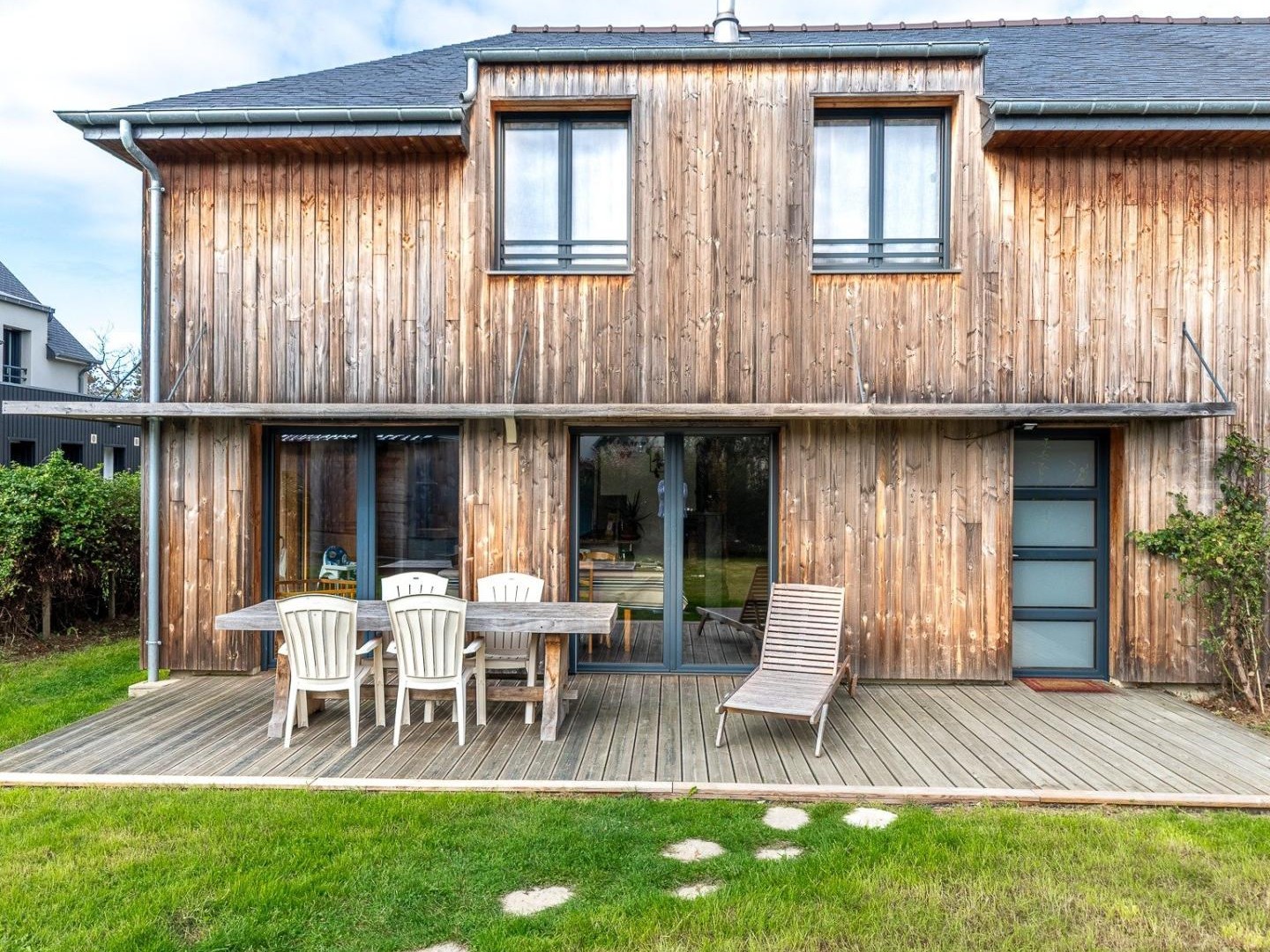 MAISON OSSATURE BOIS 5 PIECES -140 M2 - DPE : A