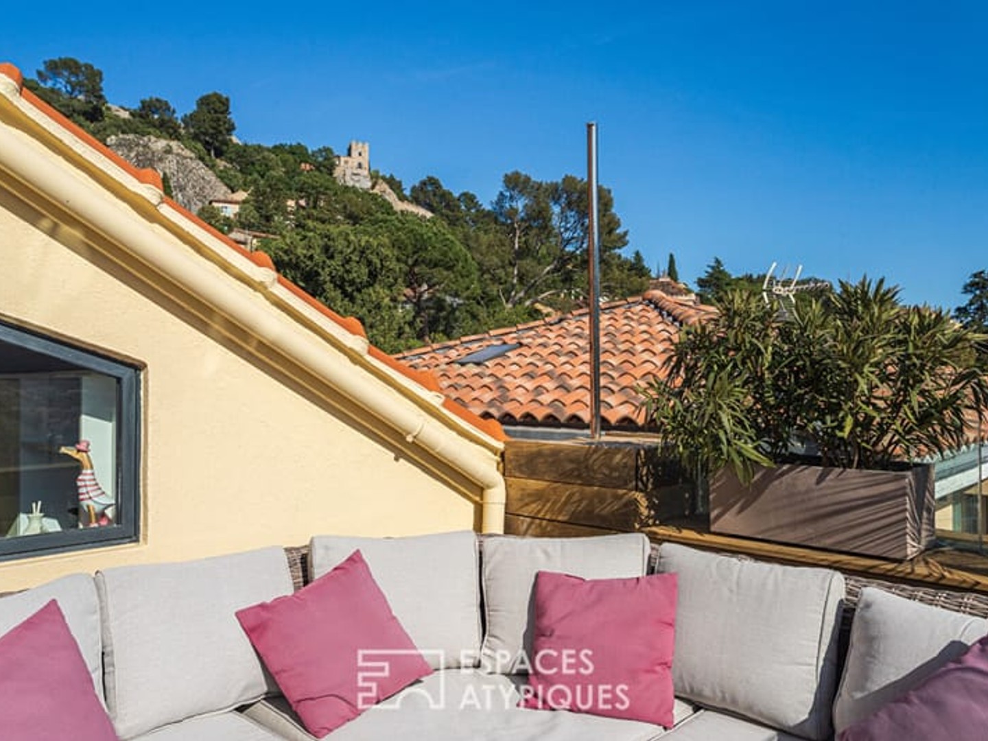 Appartement à vendre - 5 pièces - 129m2 - Hyères (83400)