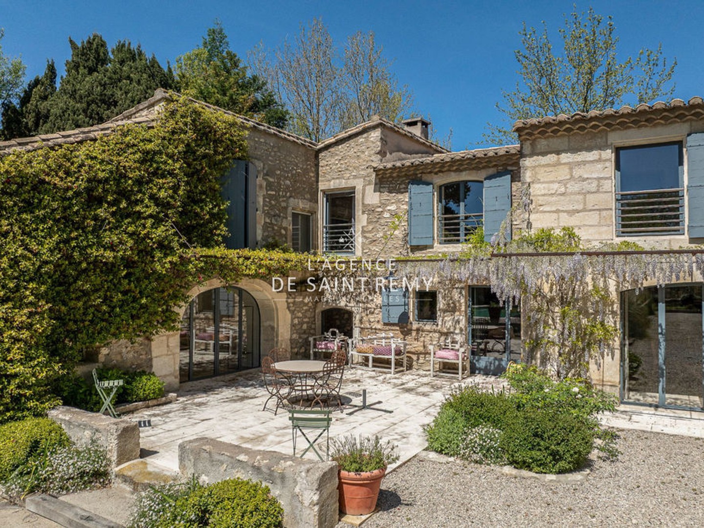 Maison à vendre - 300m2 - Saint-Rémy-De-Pro... (13210)