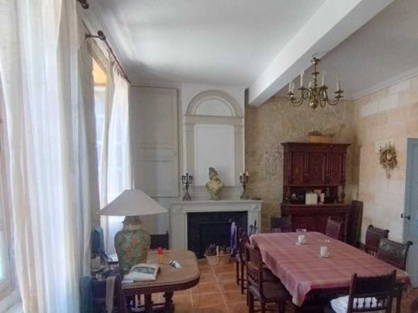 Maison à vendre - 6 pièces - 238m2 - Queyrac (33340)