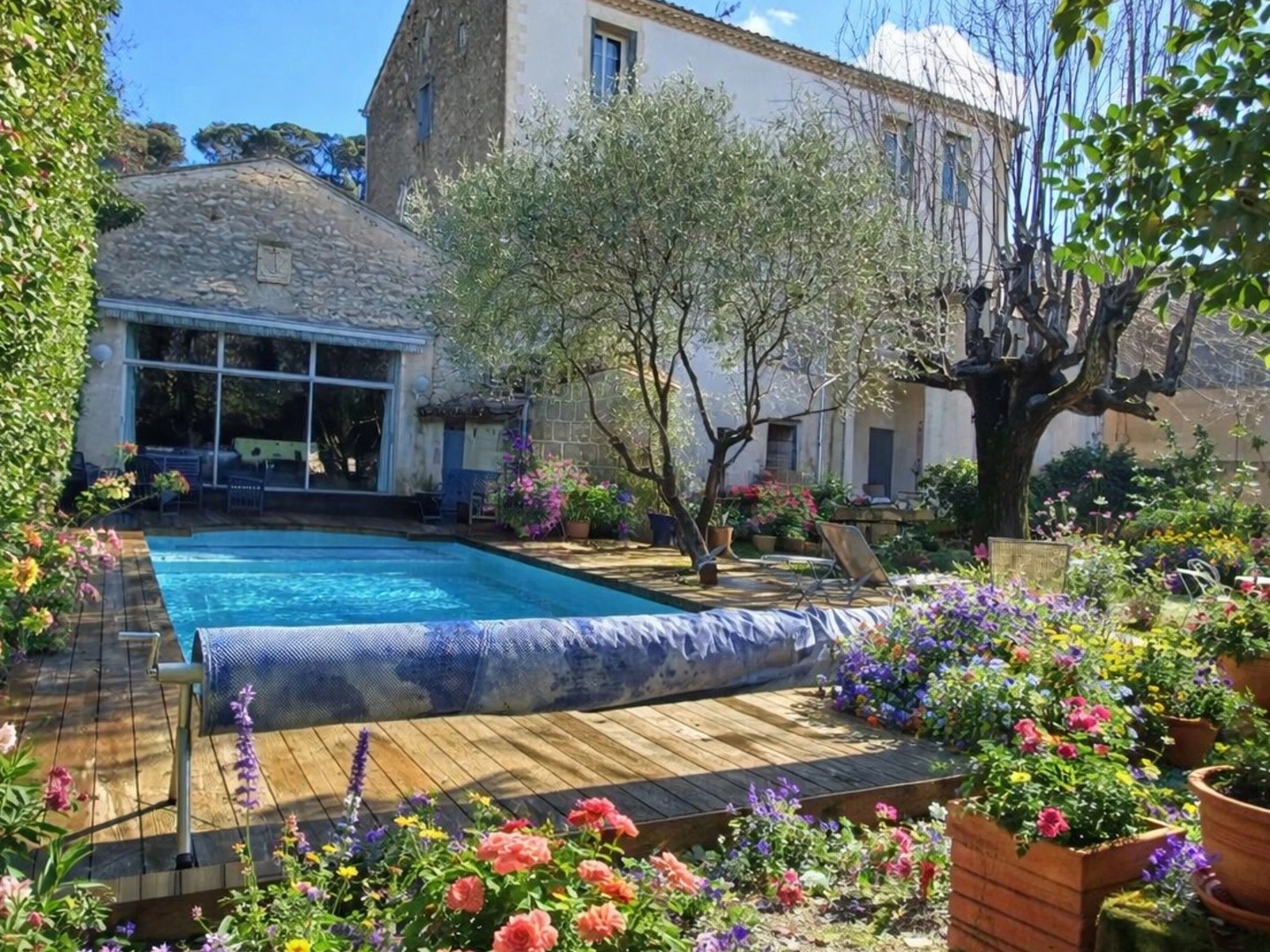 Maison 15 pièces 355 m²