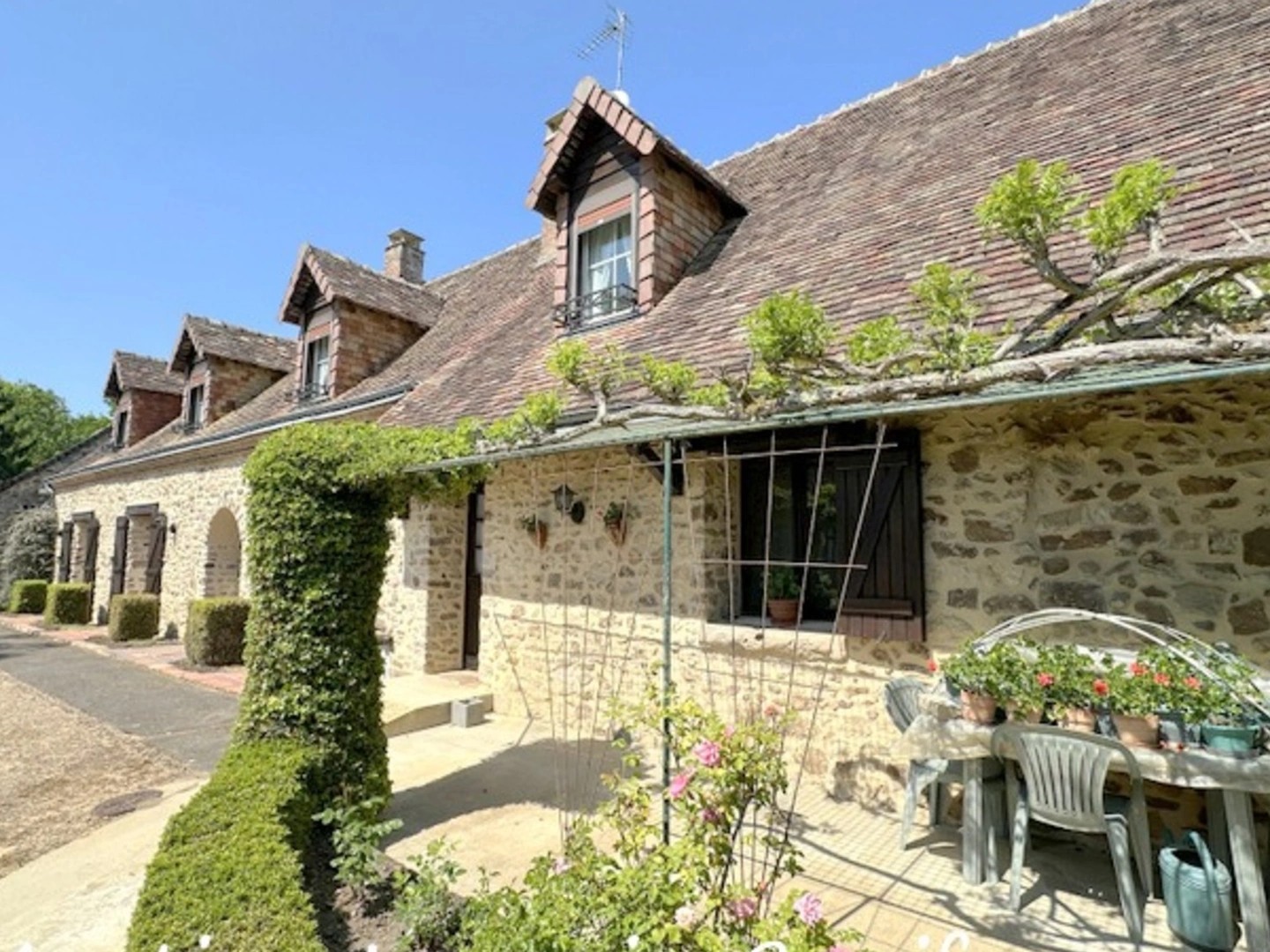 Maison à vendre - 7 pièces - 155m2 - Saint-Georges-Du-... (72110)