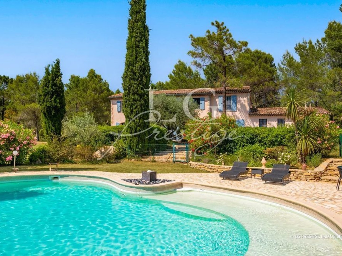 Maison à vendre - 6 pièces - 200m2 - Fayence (83440)