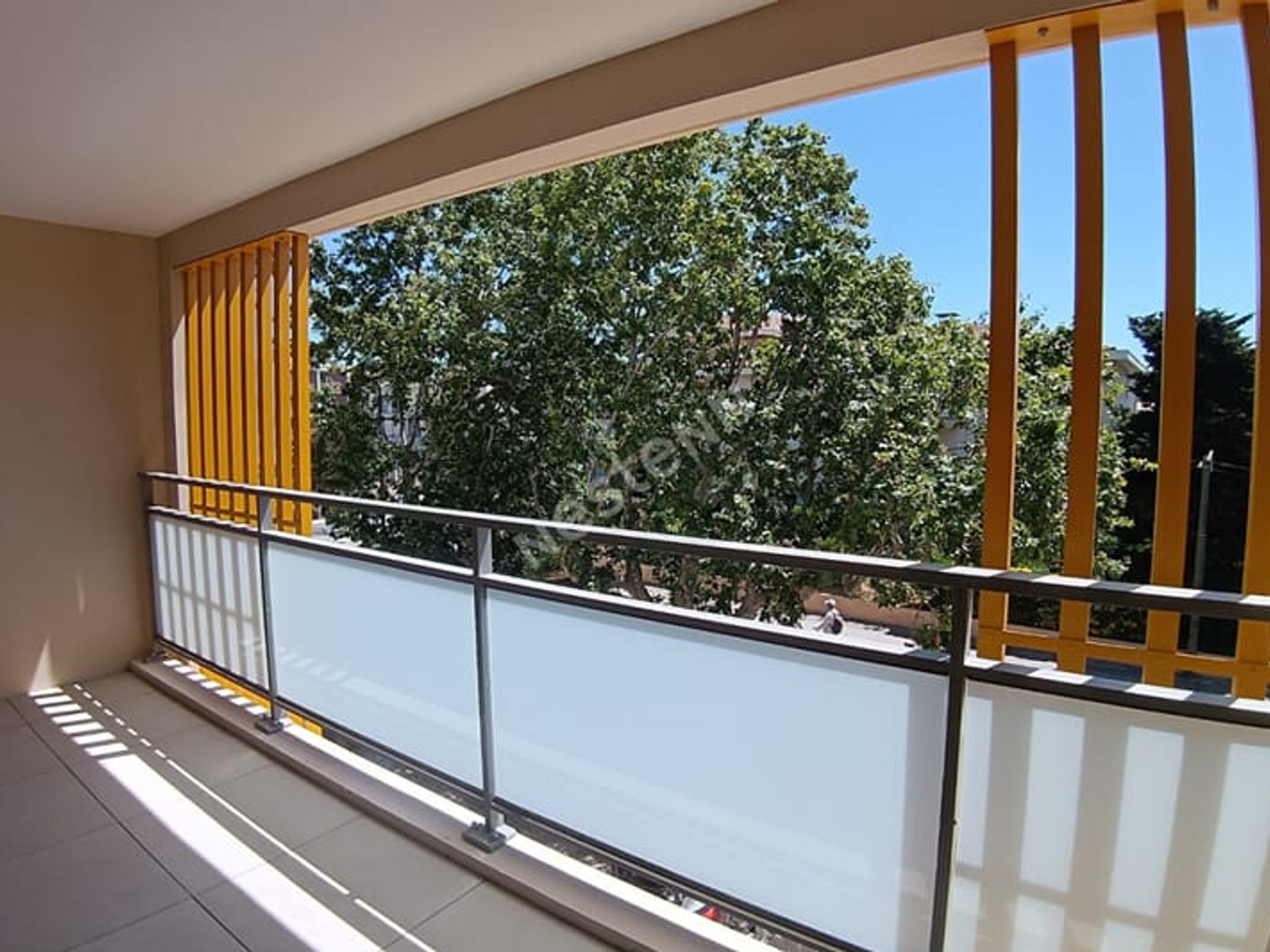 Appartement à vendre - 3 pièces - 61m2 - Six-Fours-Les-Plages (83140)