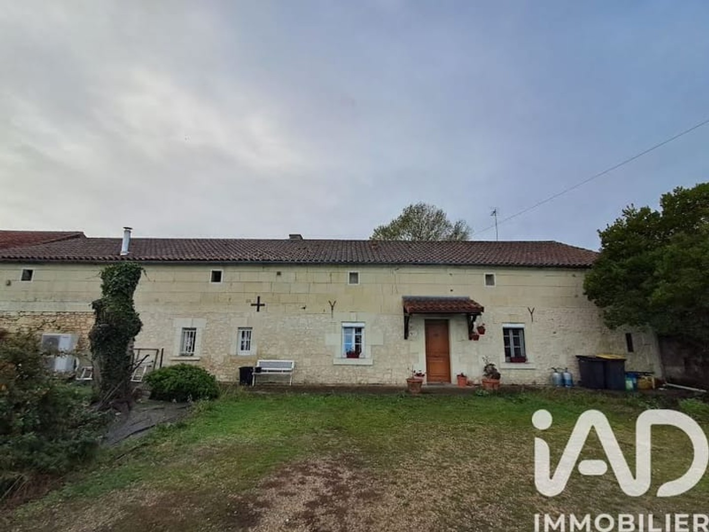 Maison à vendre - 5 pièces - 145m2 - Loretz-D'argenton (79290)