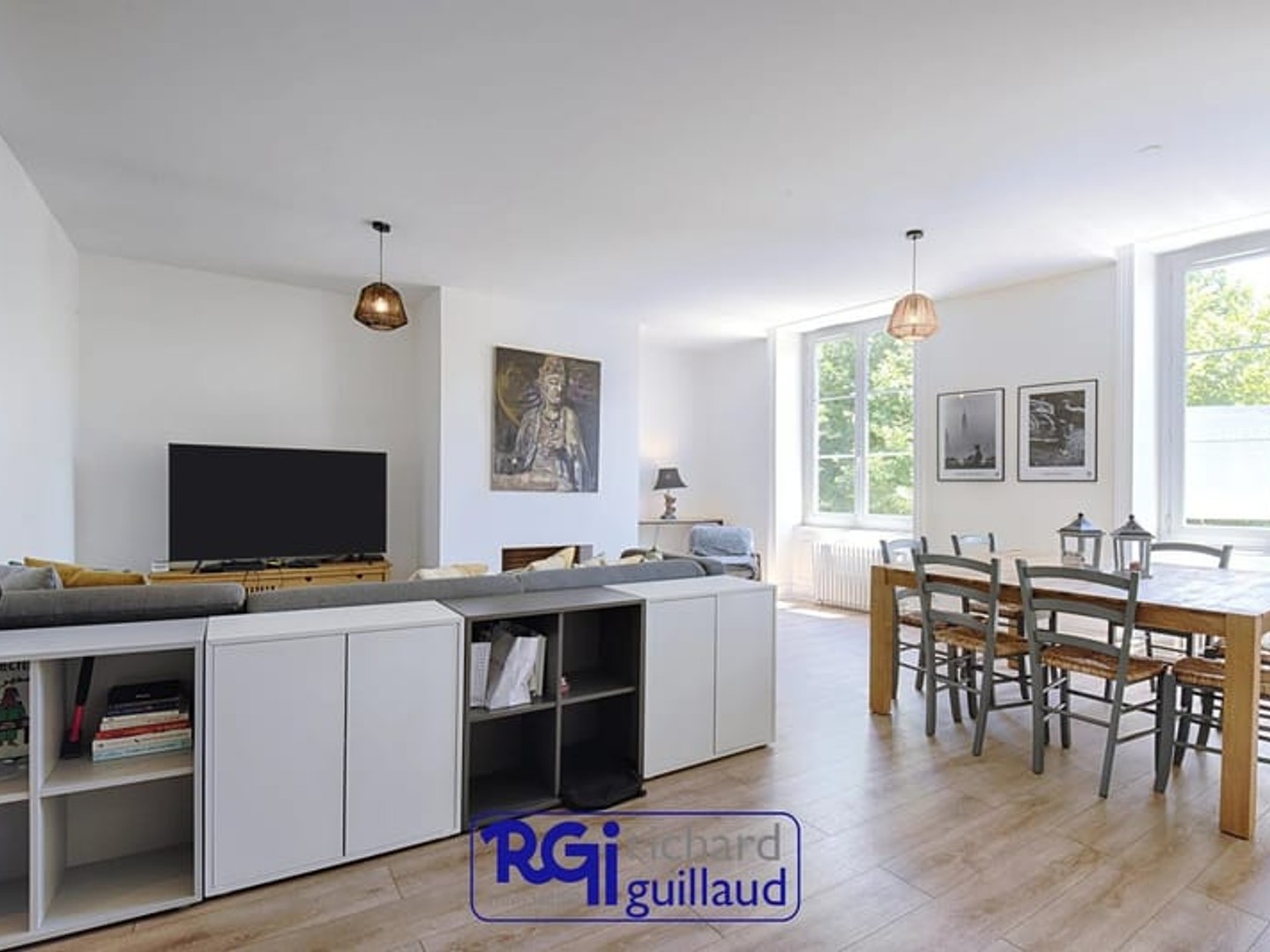 Appartement à vendre - 5 pièces - 127m2 - La Tour-Du-Pin (38110)