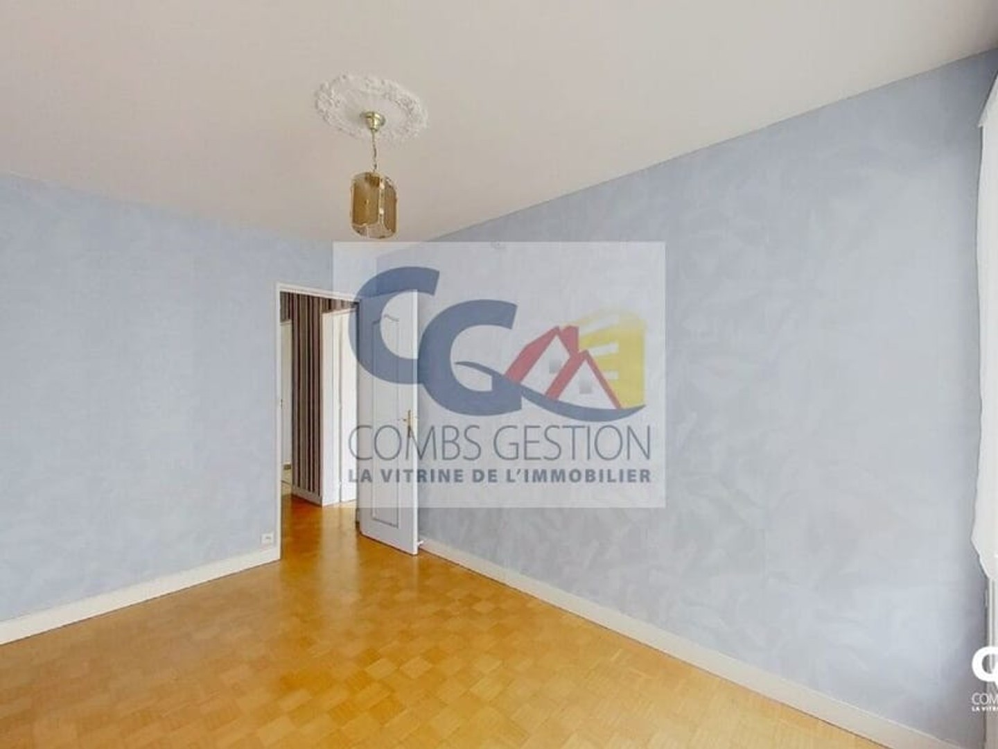 Appartement à vendre - 4 pièces - 72m2 - Combs-La-Ville (77380)