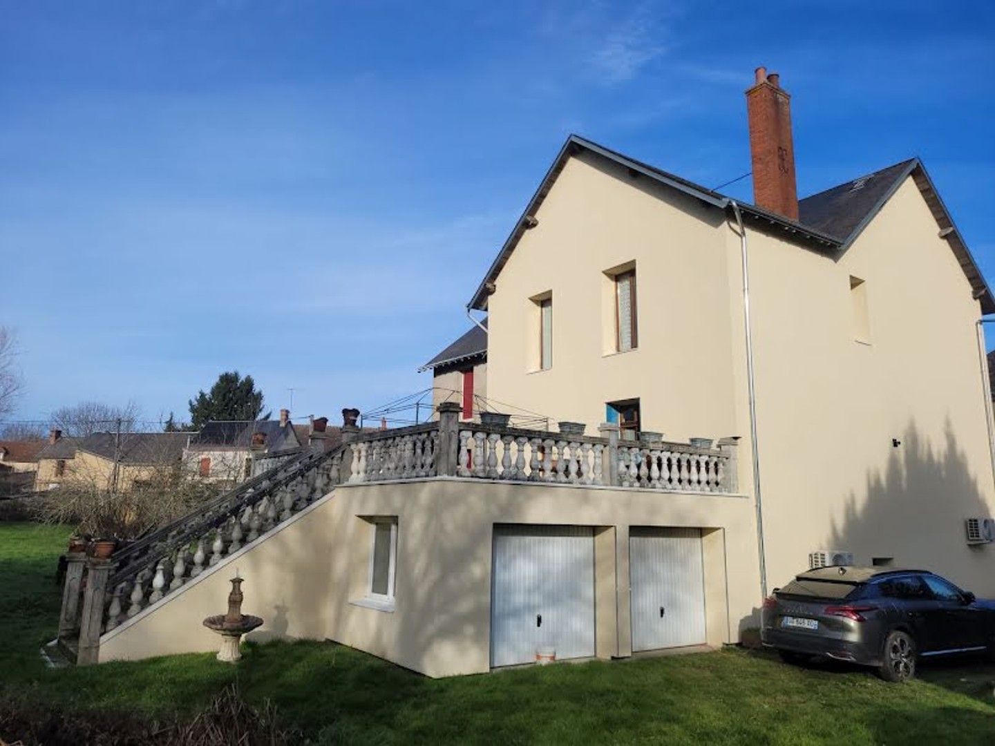 Maison à vendre - 5 pièces - 122m2 - Préveranges (18370)