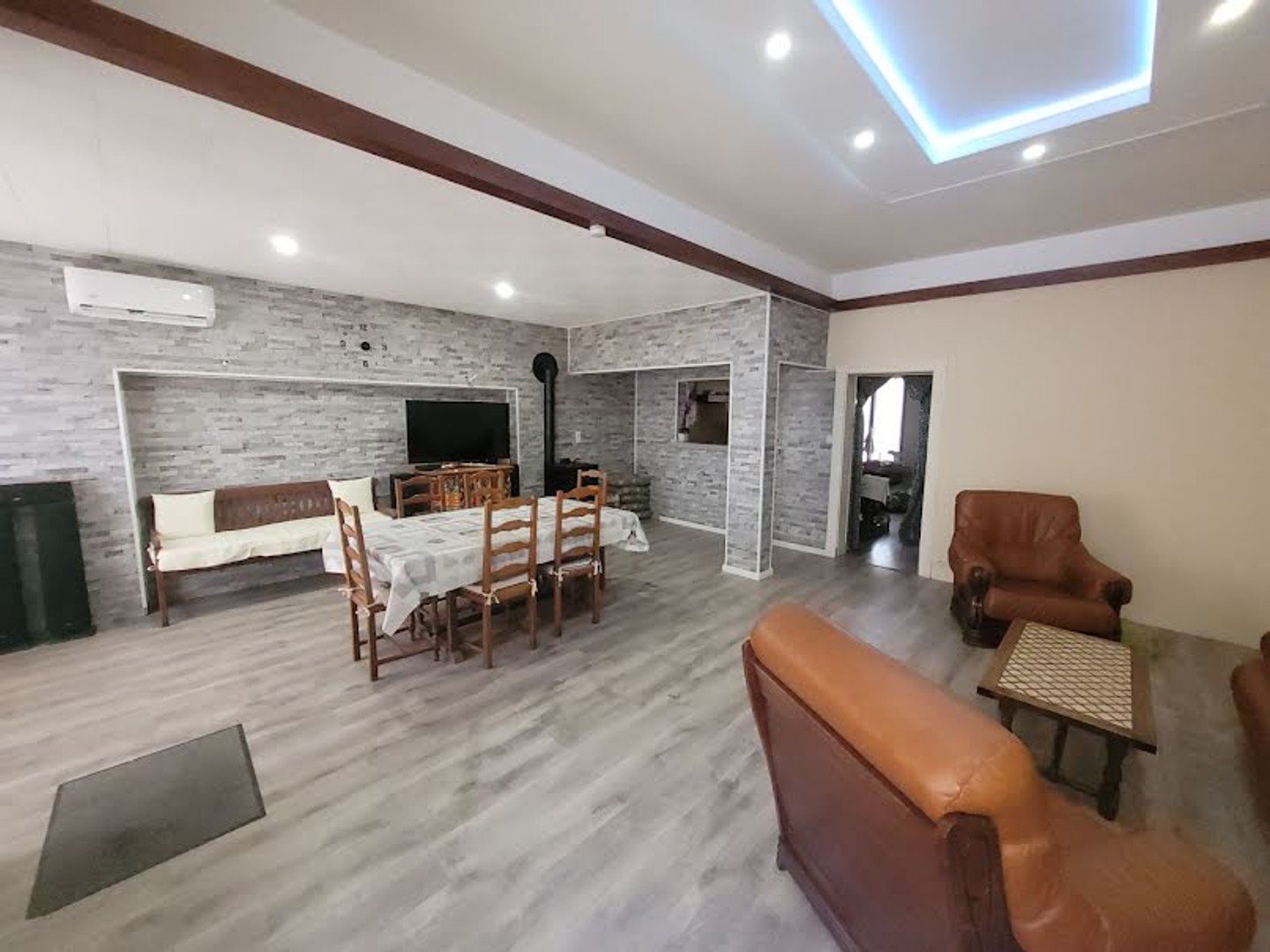 Maison à vendre - 5 pièces - 122m2 - Préveranges (18370)