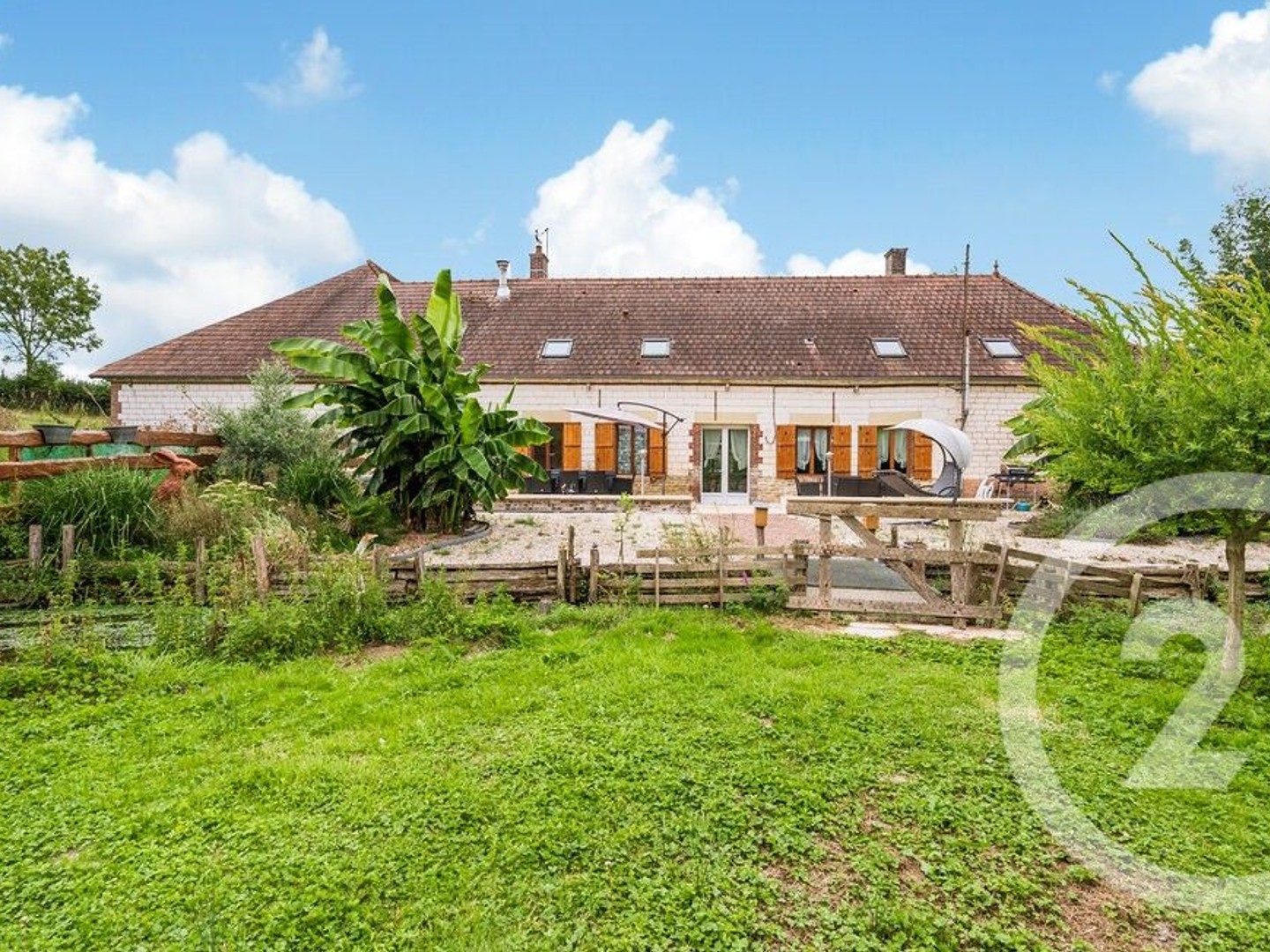 Maison à vendre - 8 pièces - 290m2 - Montigny-Les-Monts (10130)