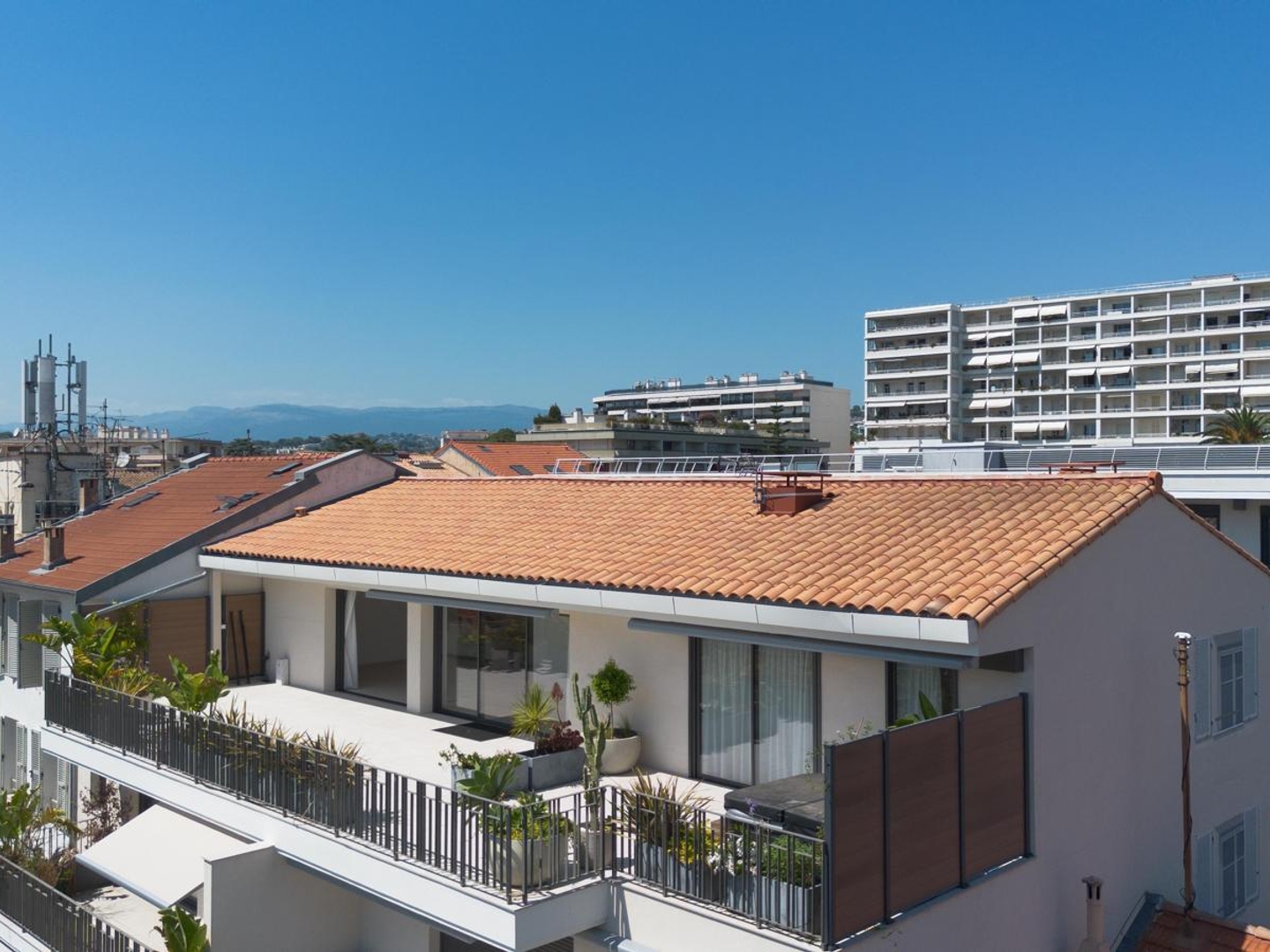 Appartement à vendre - 4 pièces - 106m2 - Cannes (06400)