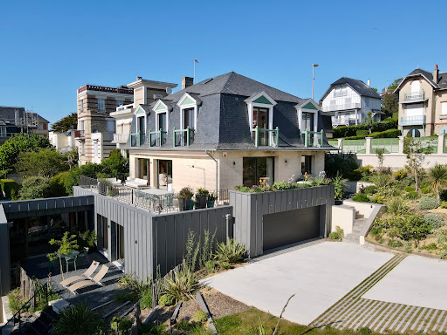 Propriété 9 pièces 330 m²
