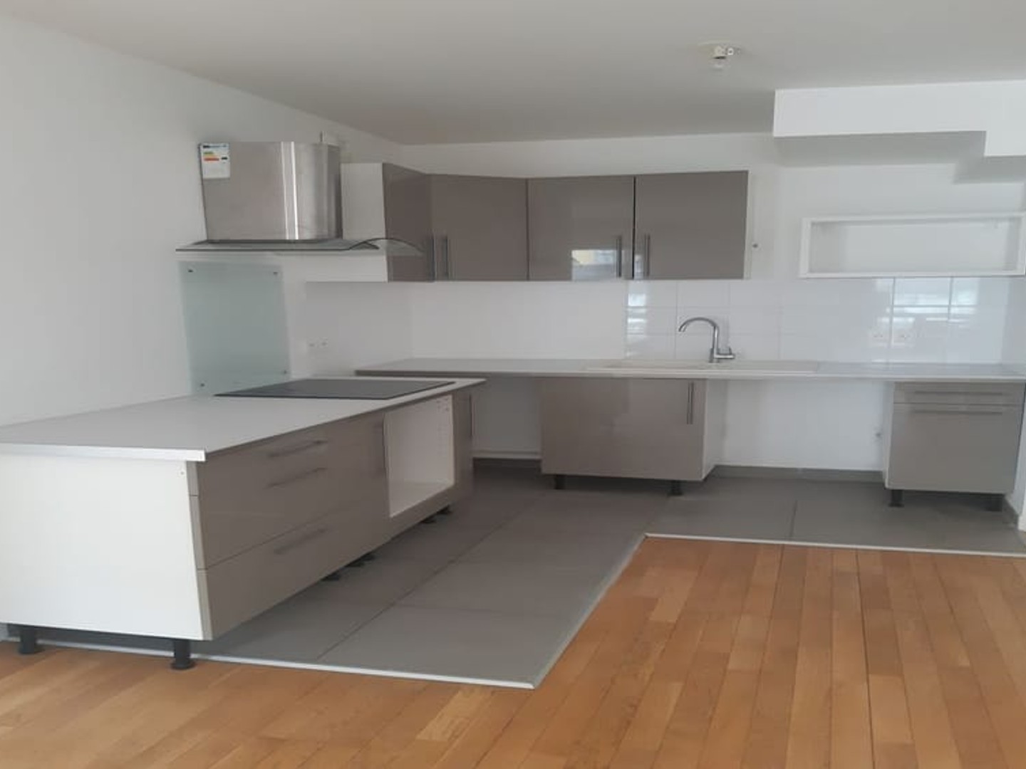 Parking / garage / box à vendre - 51m2 - Asnières-Sur-Seine (92600)
