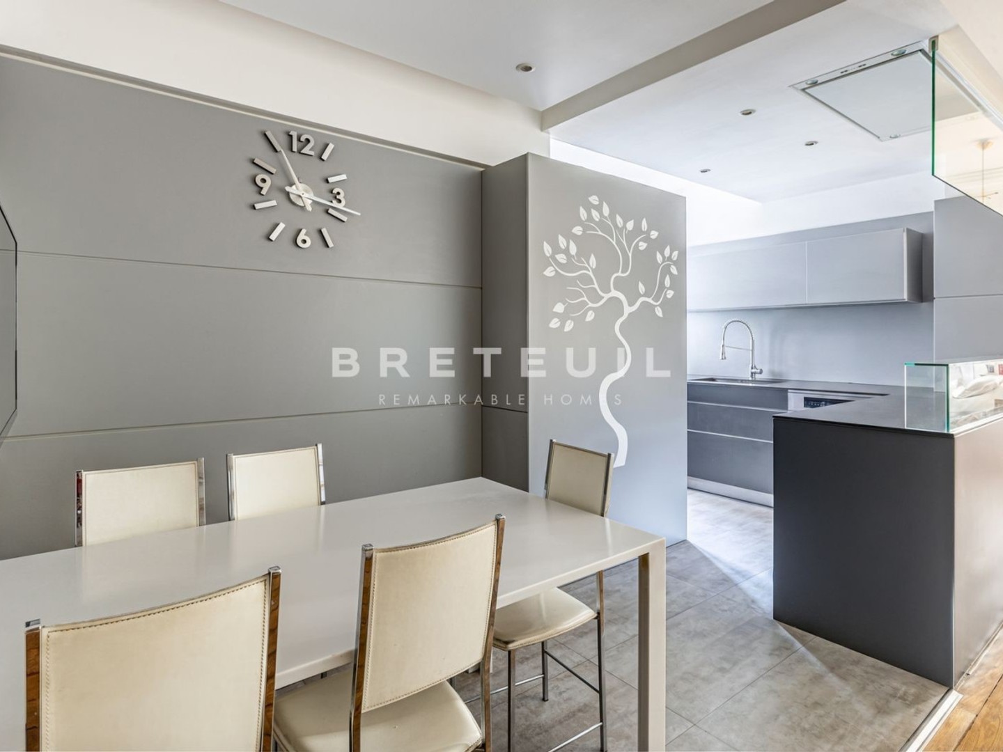 Appartement à vendre - 5 pièces - 142m2 - Paris 11e (75011)