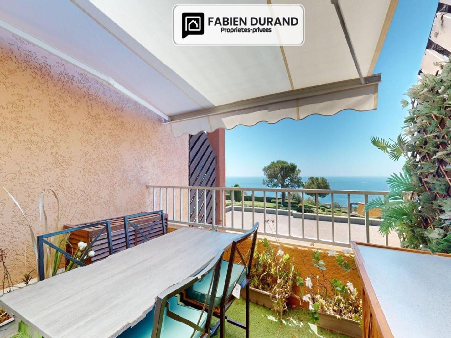 Appartement à vendre - 2 pièces - 26m2 - Théoule-Sur-Mer (06590)