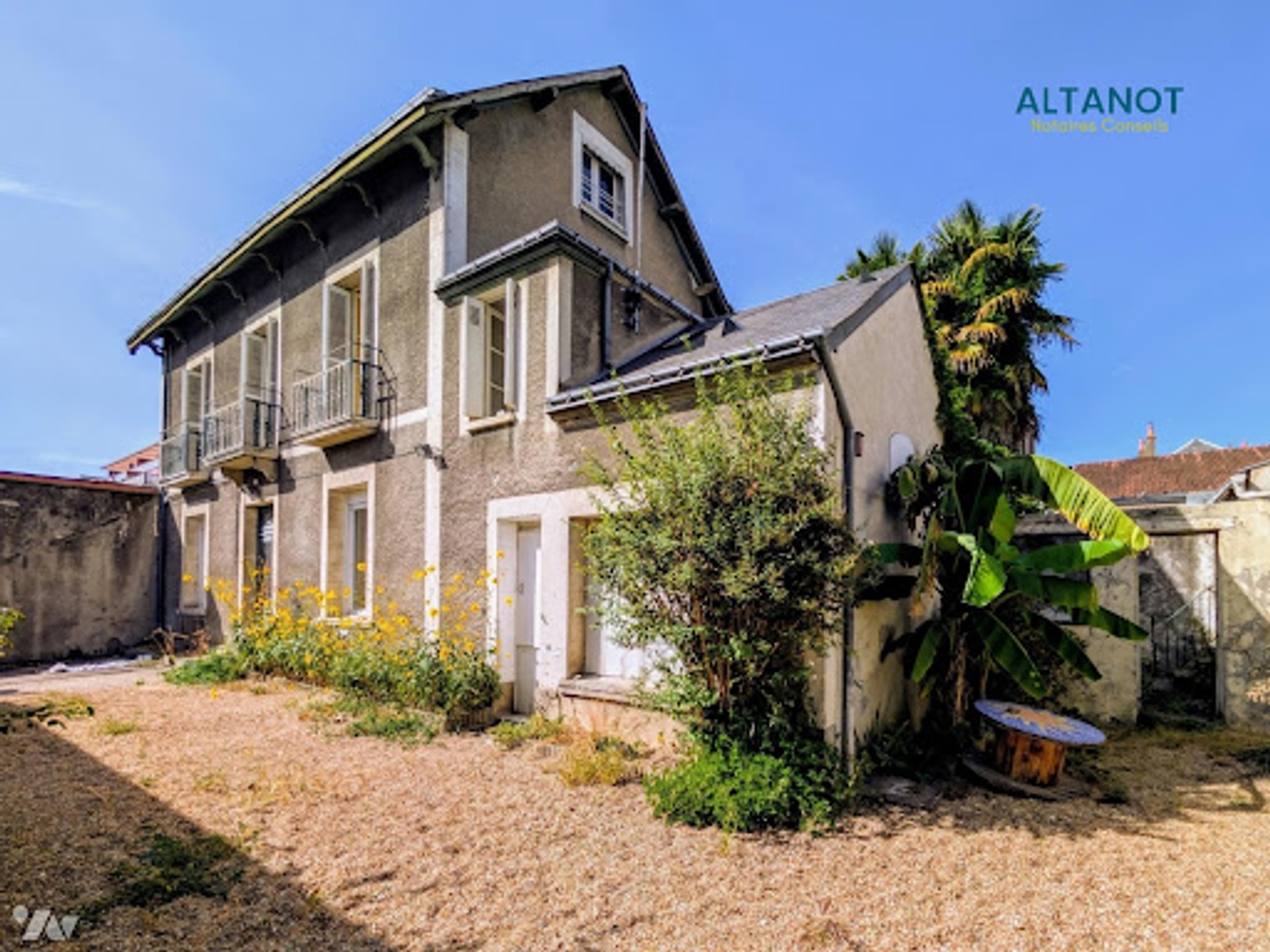 Maison à vendre - 318m2 - Tours (37000)
