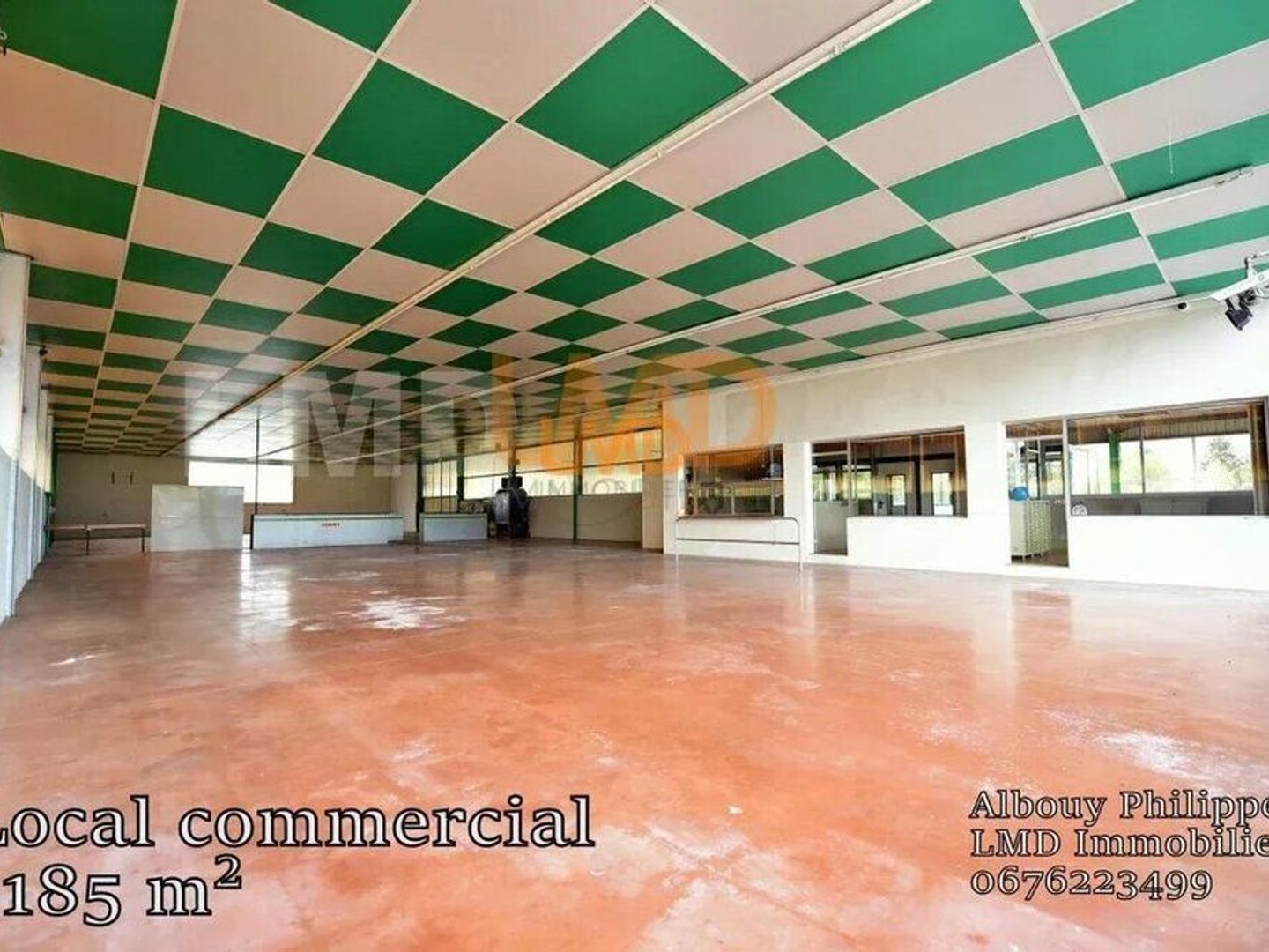 Bureaux à vendre - 1185m2 - Salles-Curan (12410)